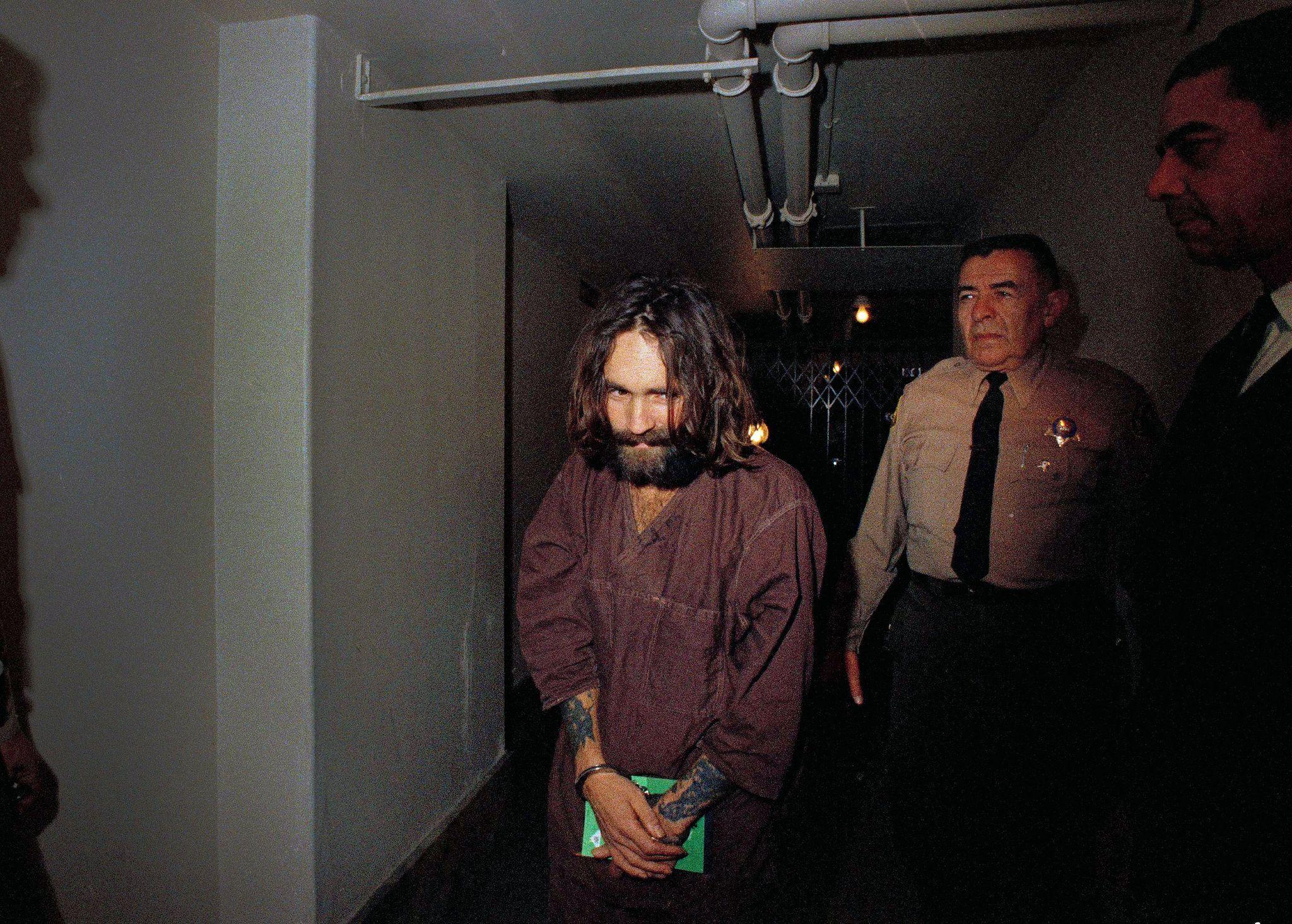 2048x1465 Charles Manson Dies At 83; Wild Eyed Leader Of A Murderous Crew