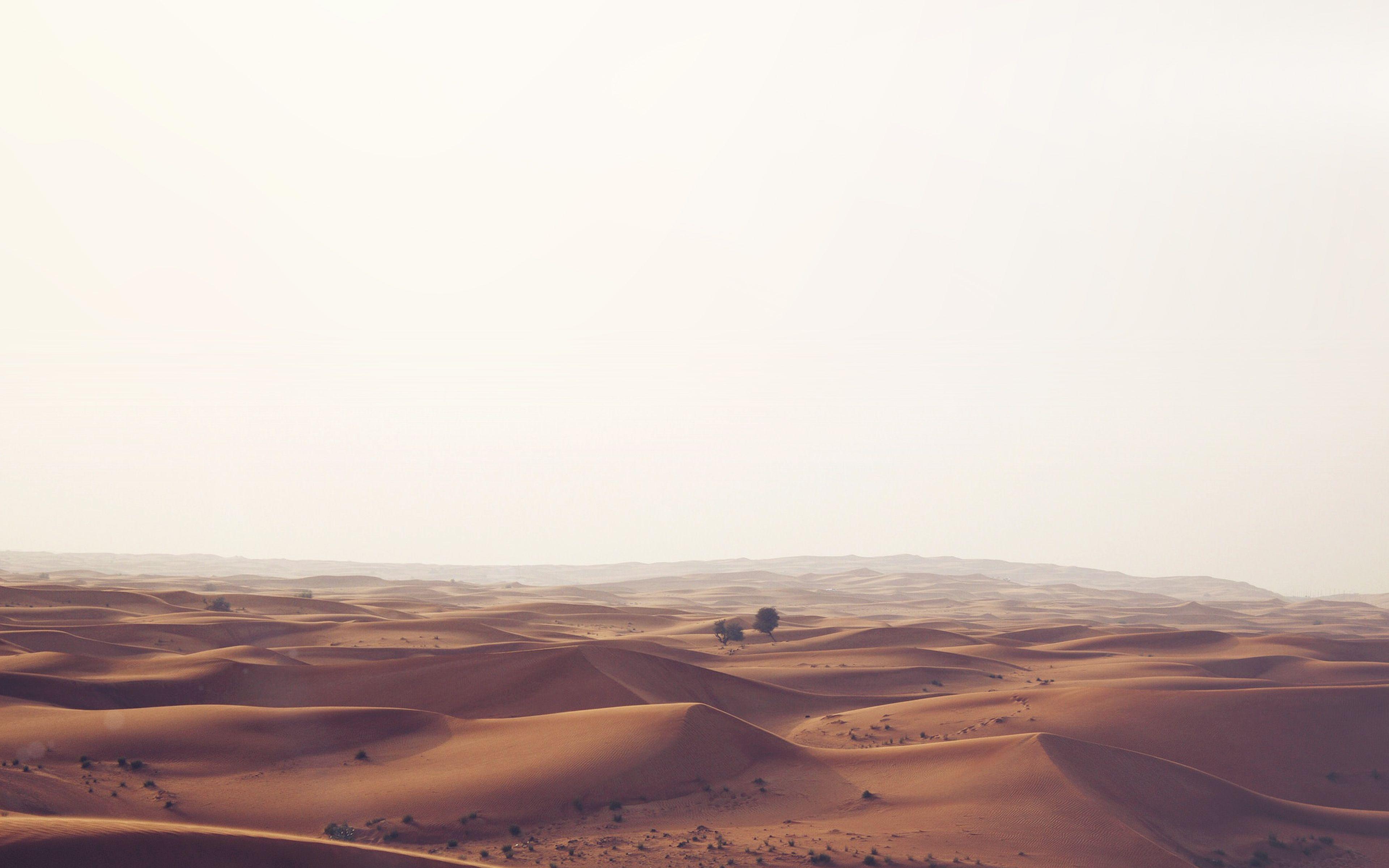 3840x2400 Middle Of Sand Desert Nature Blue Flare Wallpaper