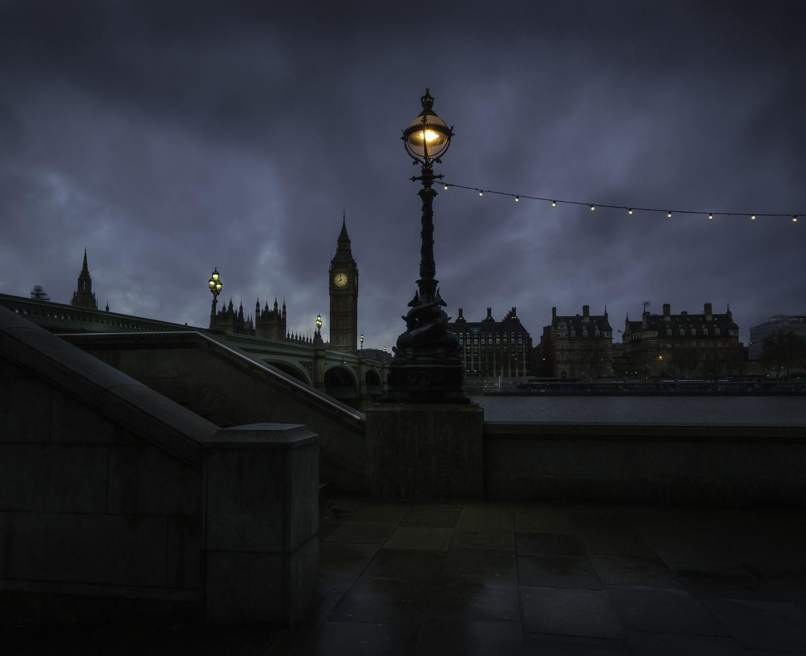 1600x1302 Sky City Buildings River Bridge Cloudy