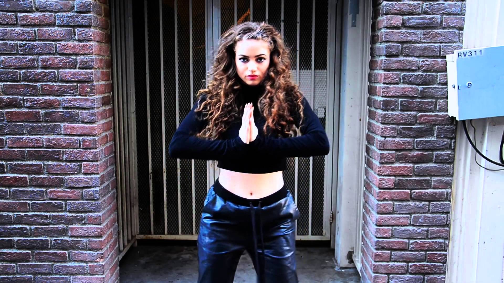 1920x1080 Dytto Wallpaper