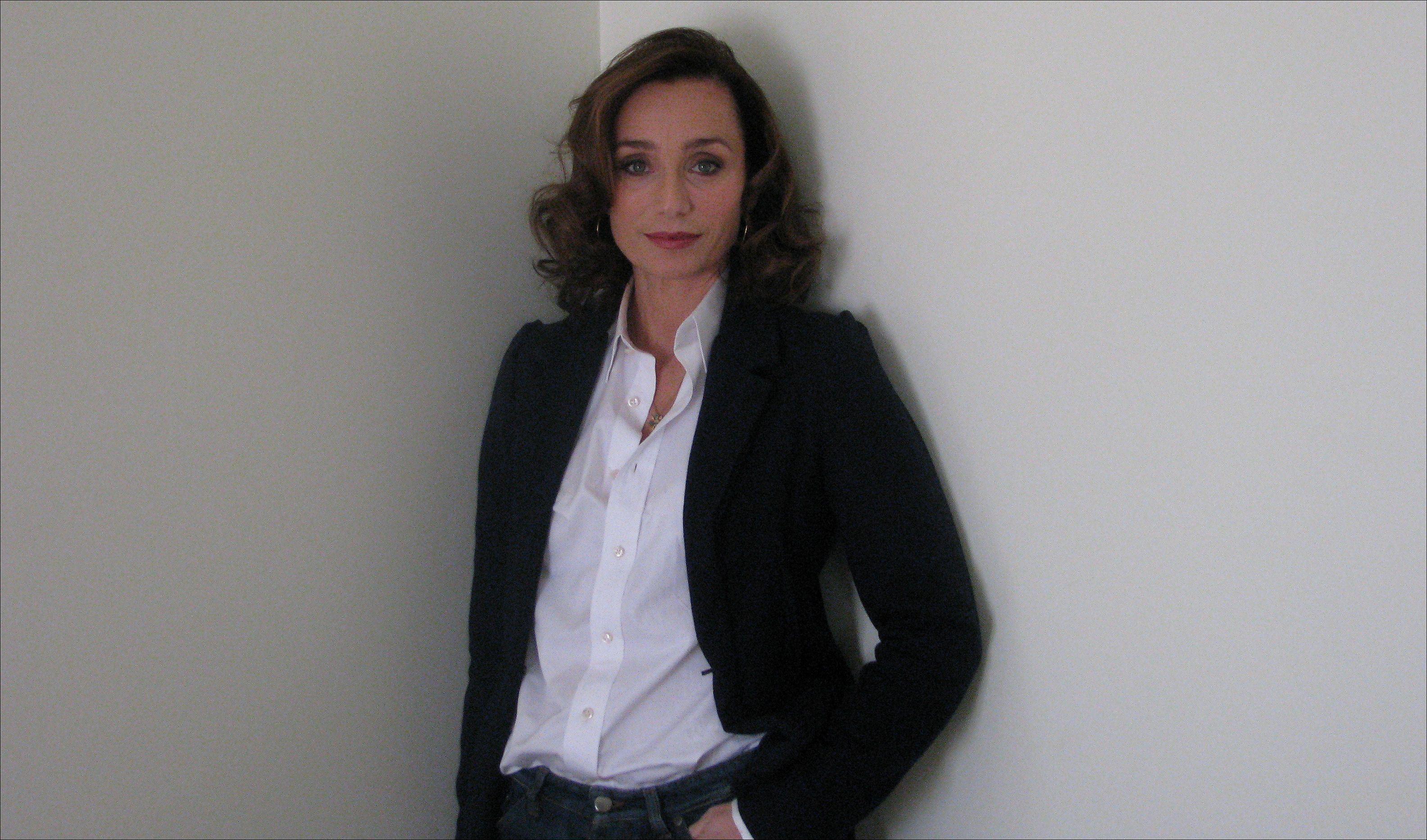 3168x1865 Kristin Scott Thomas Wallpaper Image Photo Picture Background