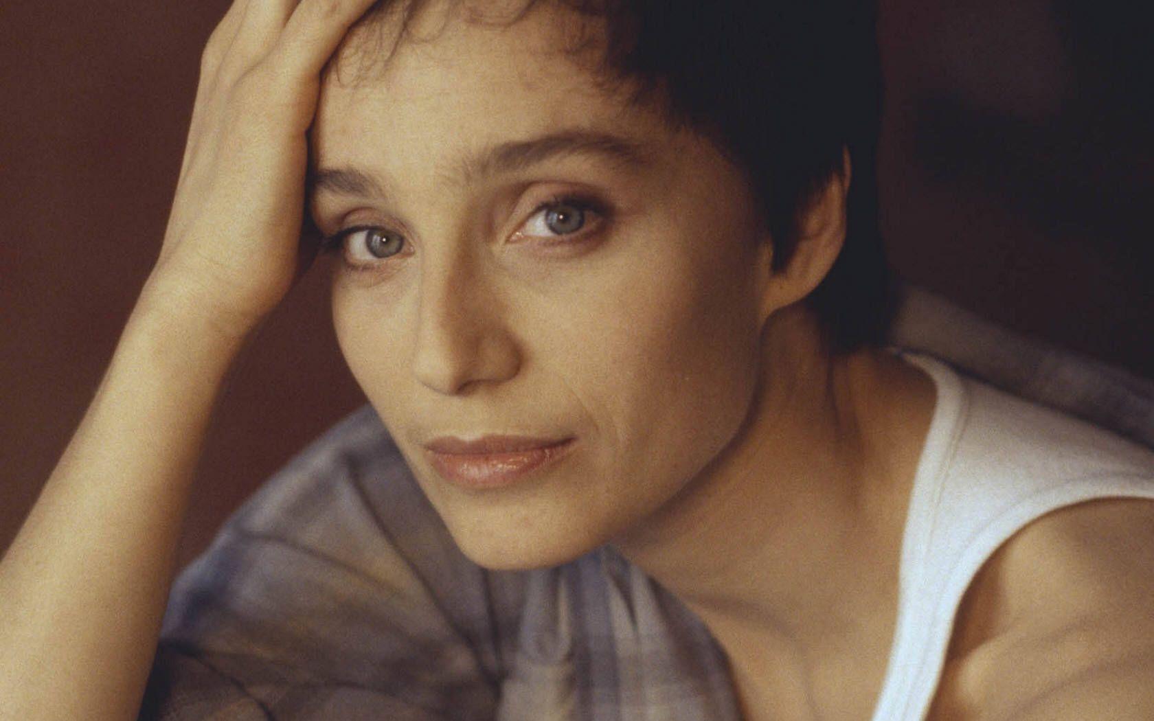 1680x1050 Kristin Scott Thomas 008 Wallpaper Scott Thomas