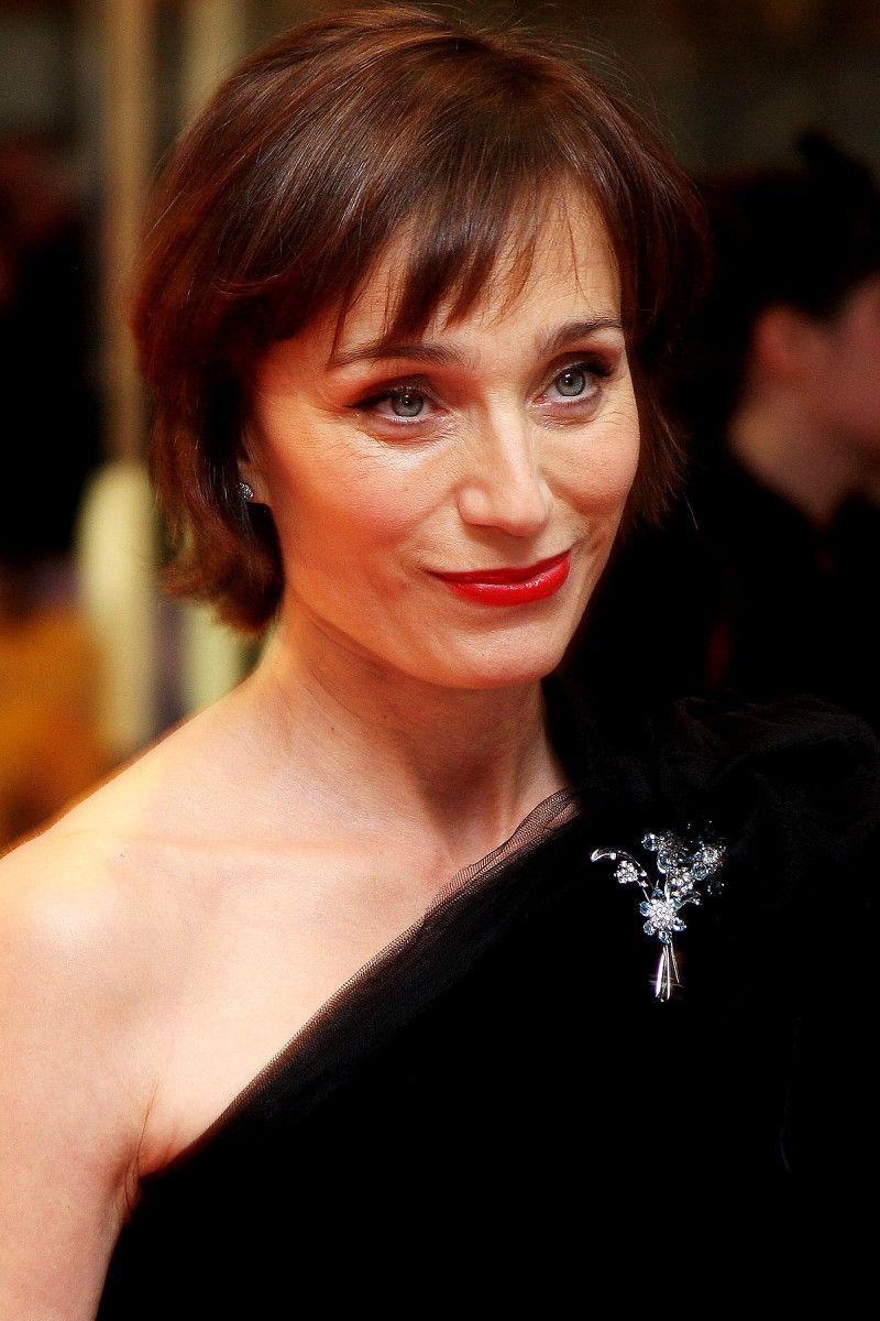 800x1200 Kristin Scott Thomas wallpaper