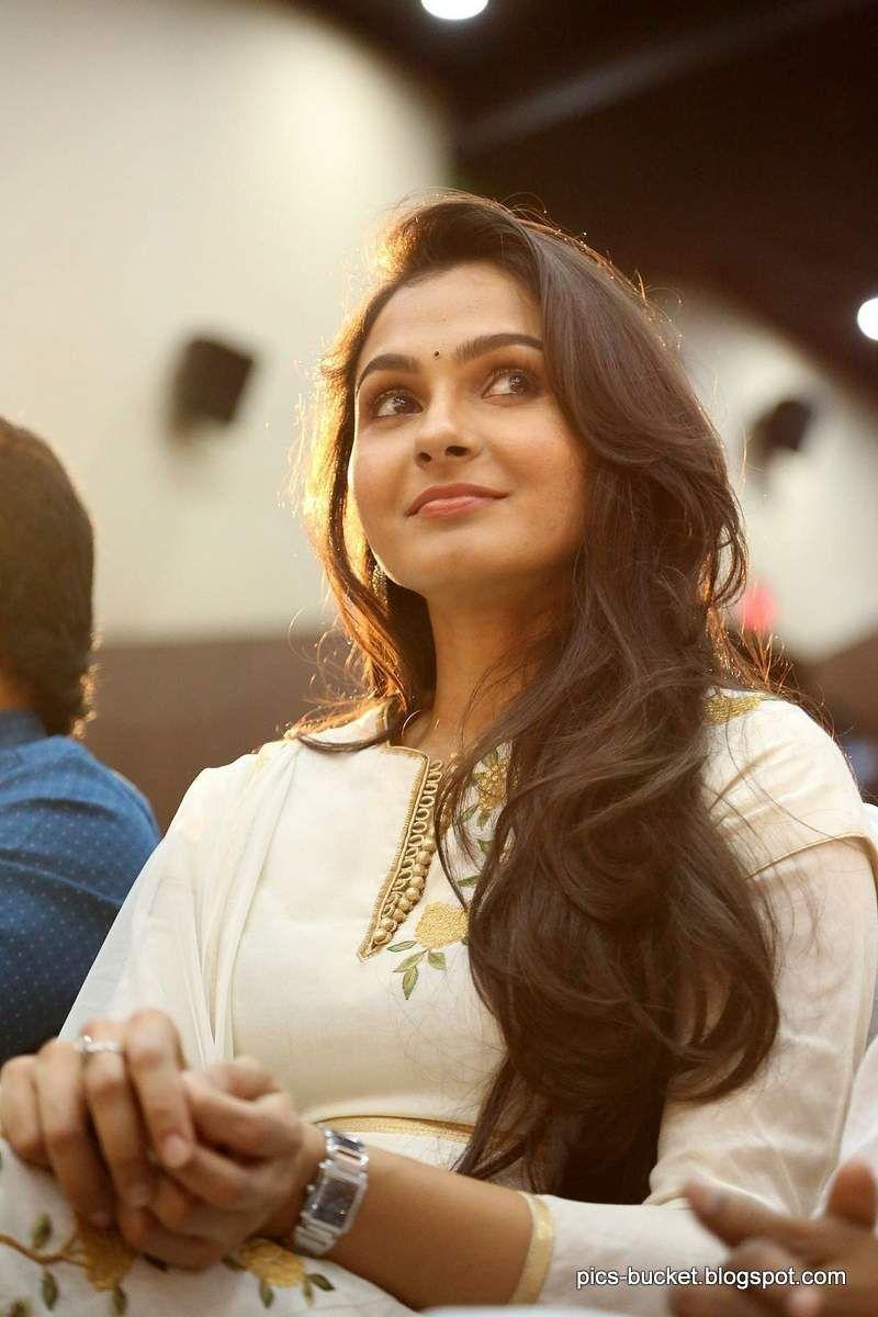800x1200 Actress Andrea Jeremiah HD Photo and image 3. Bollywood actress hot photo, Most beautiful indian actress, Beautiful indian actress