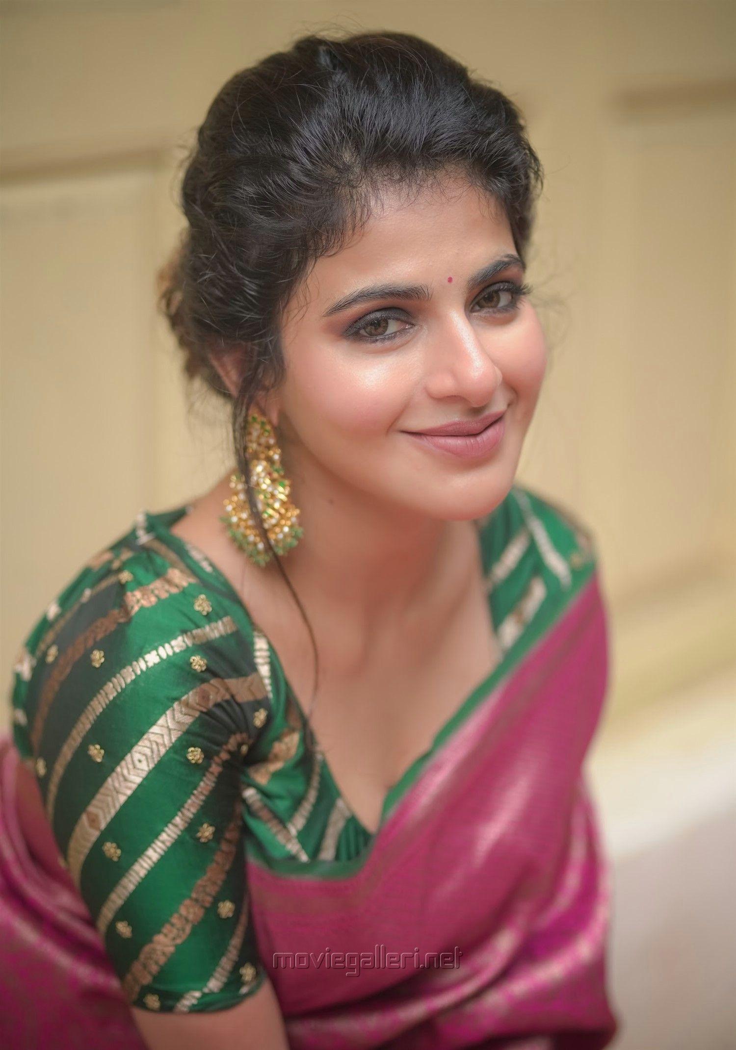 1500x2141 Actress Iswarya Menon Saree Photohoot Picture HD. New Movie Posters