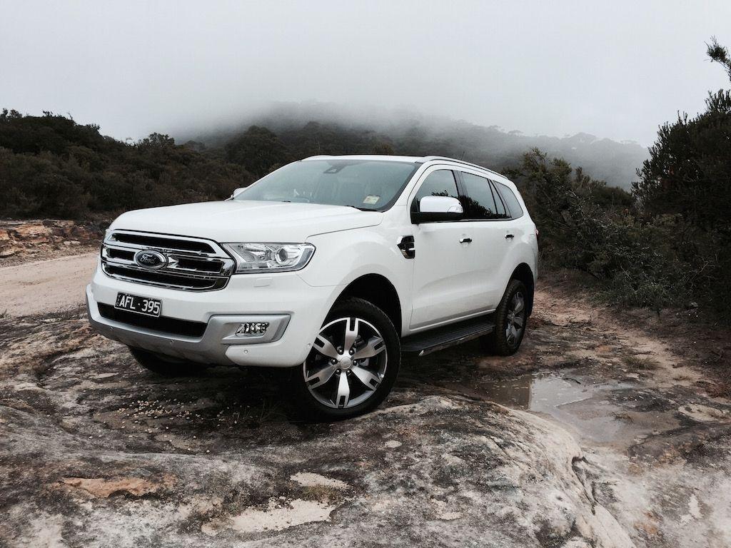 1024x768 Ford Everest Titanium review
