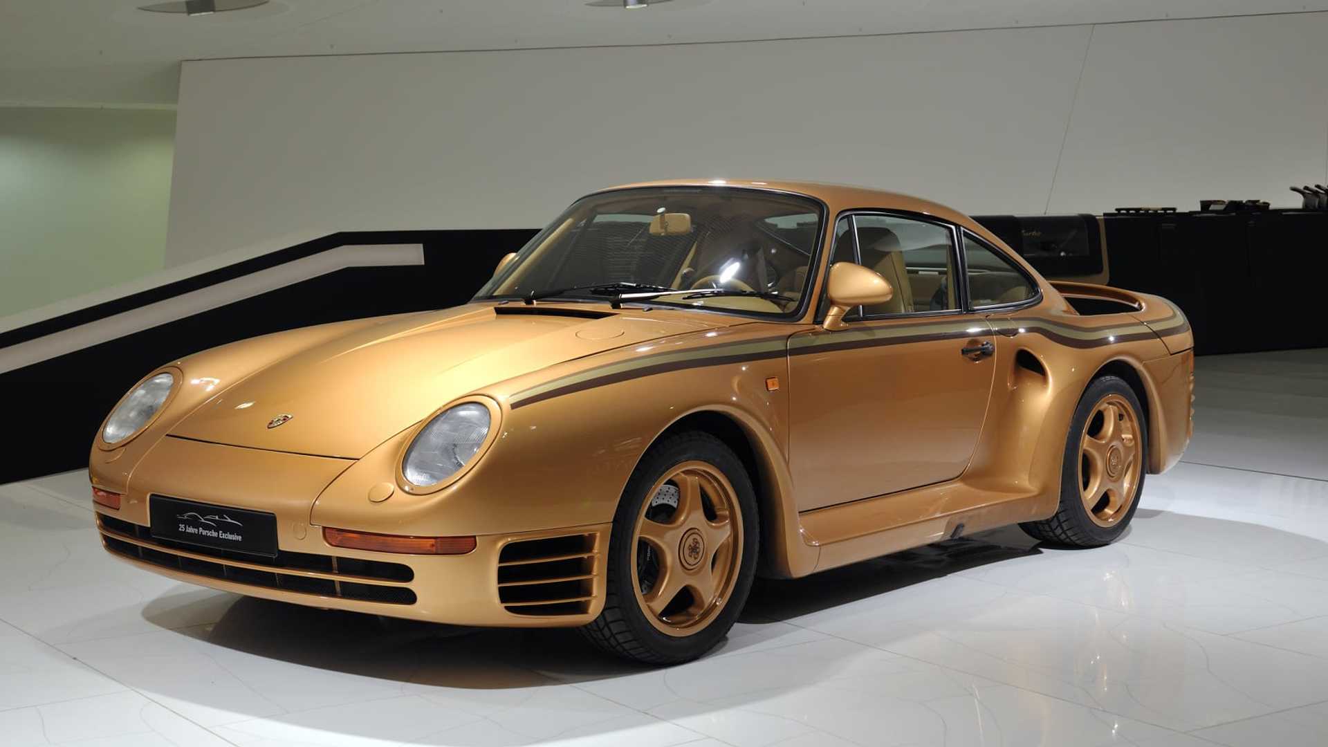 1920x1080 Porsche Shows Two Of The Seven 959s Built For An Arab Prince