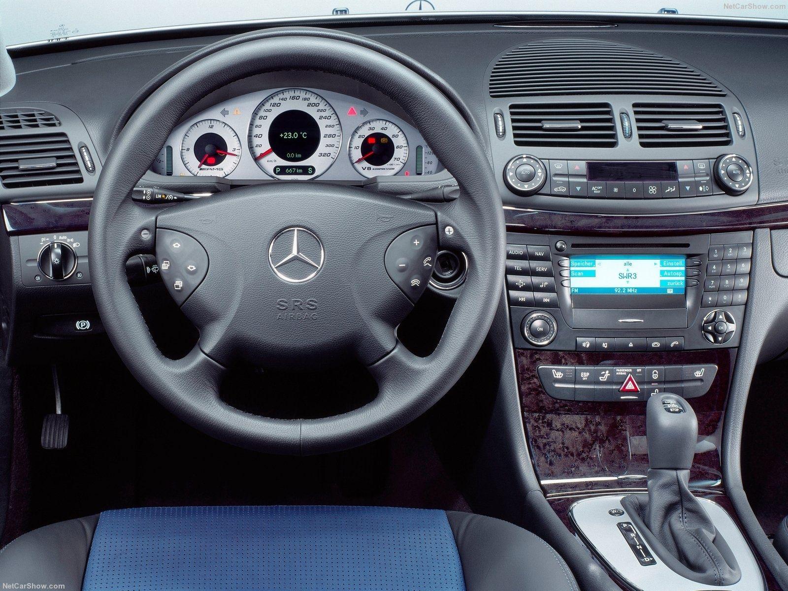 1600x1200 Mercedes Benz E55 AMG 2003 W211 Wallpaperx1200