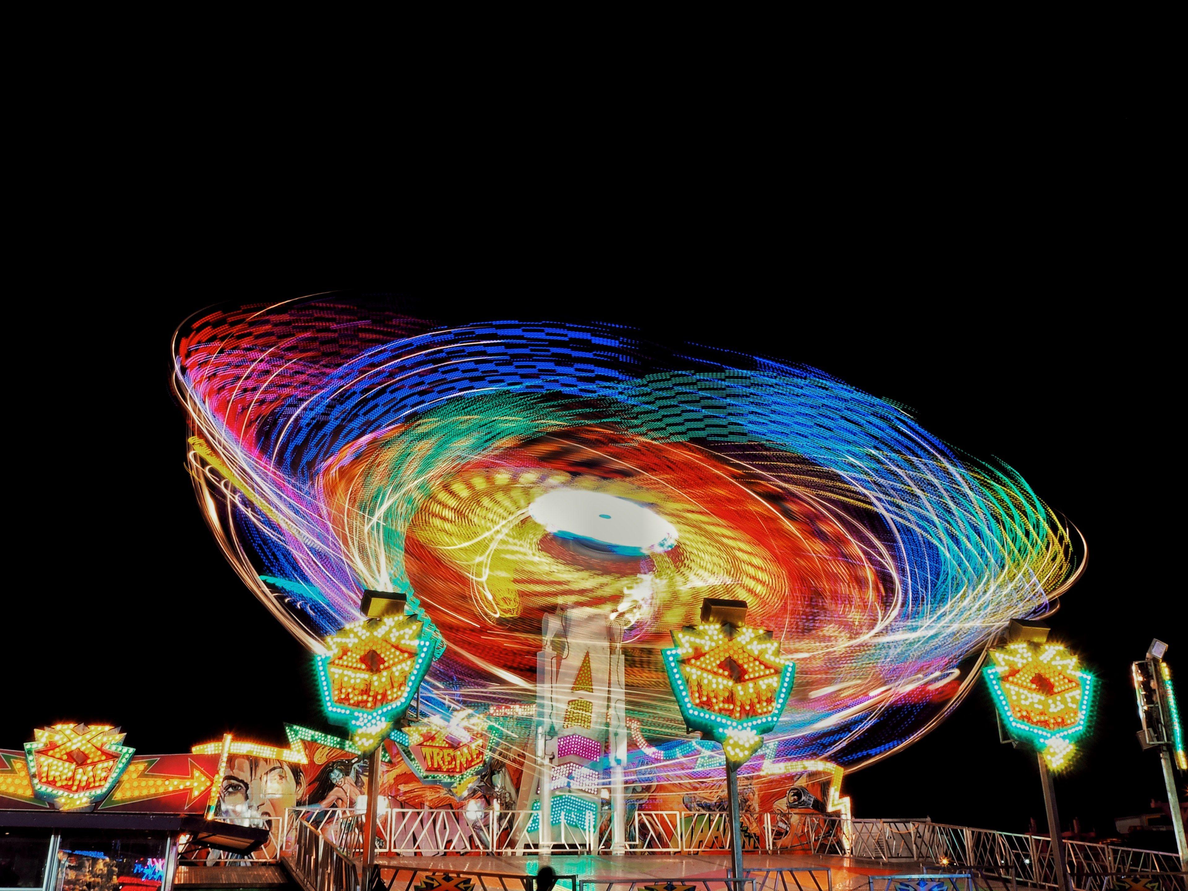 3840x2880 Wallpaper / light carnival funfair and ride HD 4k wallpaper