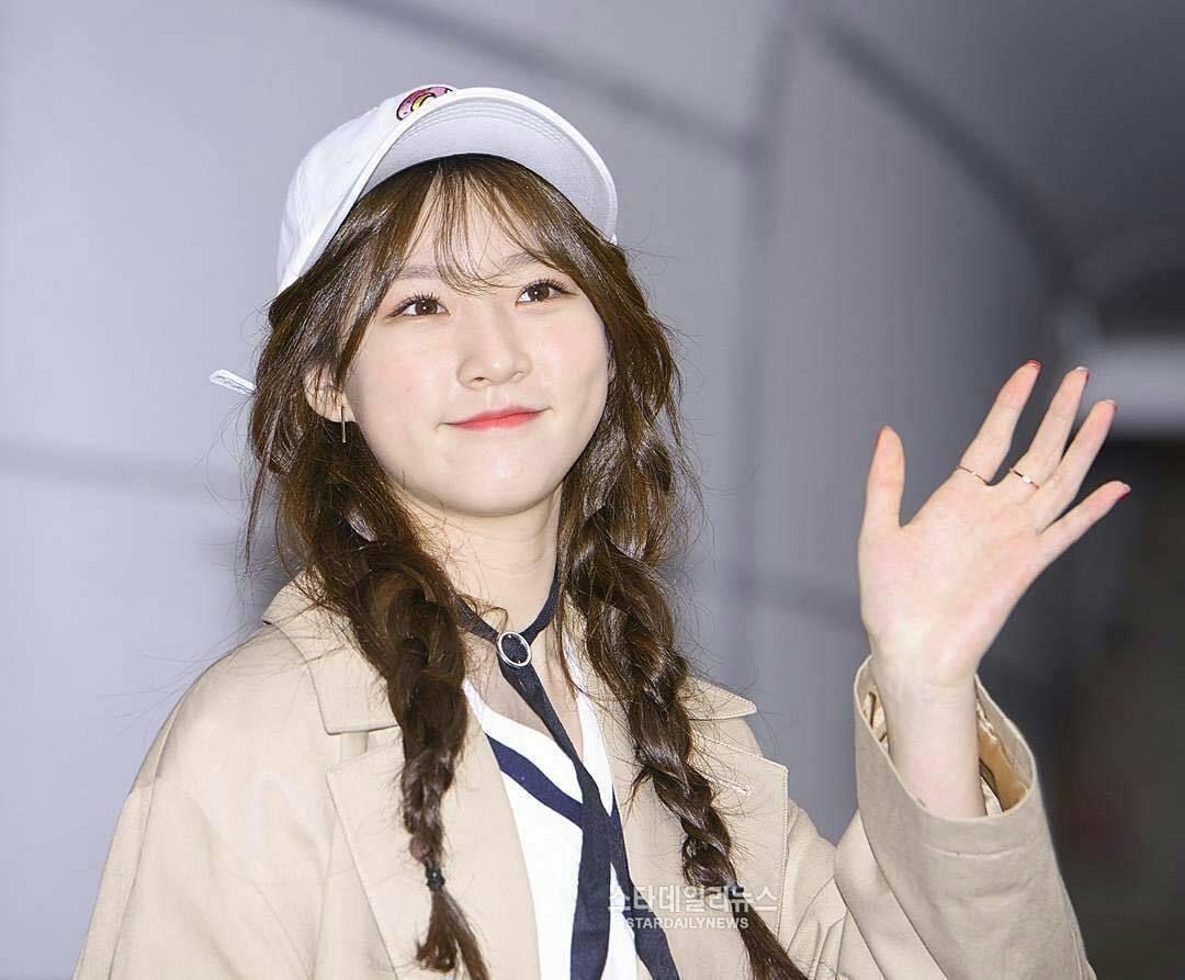 1080x893 Kim Saeron. Kim, Sae, Jonghyun