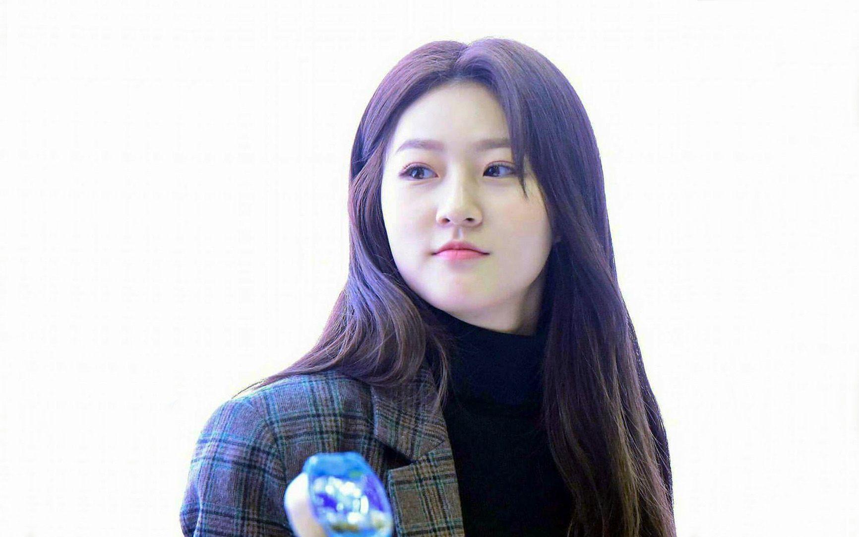 1732x1082 Kim Sae Ron Wallpaper