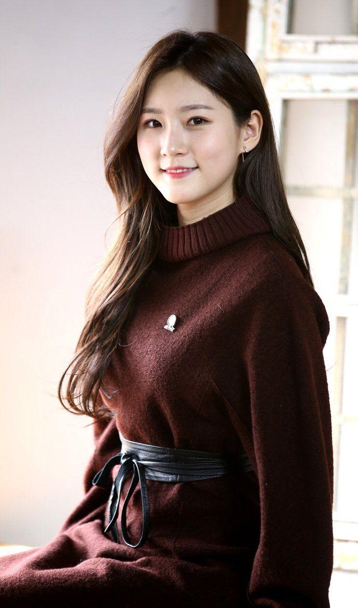 708x1200 Best KIM SAE RON image. Kim, Sae, Korean actresses