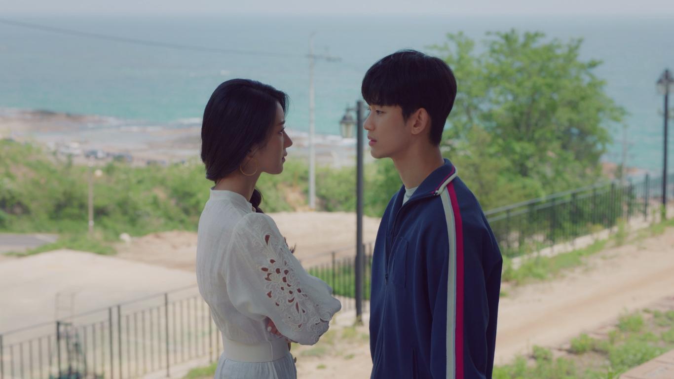 1366x768 Netflix's Newest K Drama Compels With Complex Characters