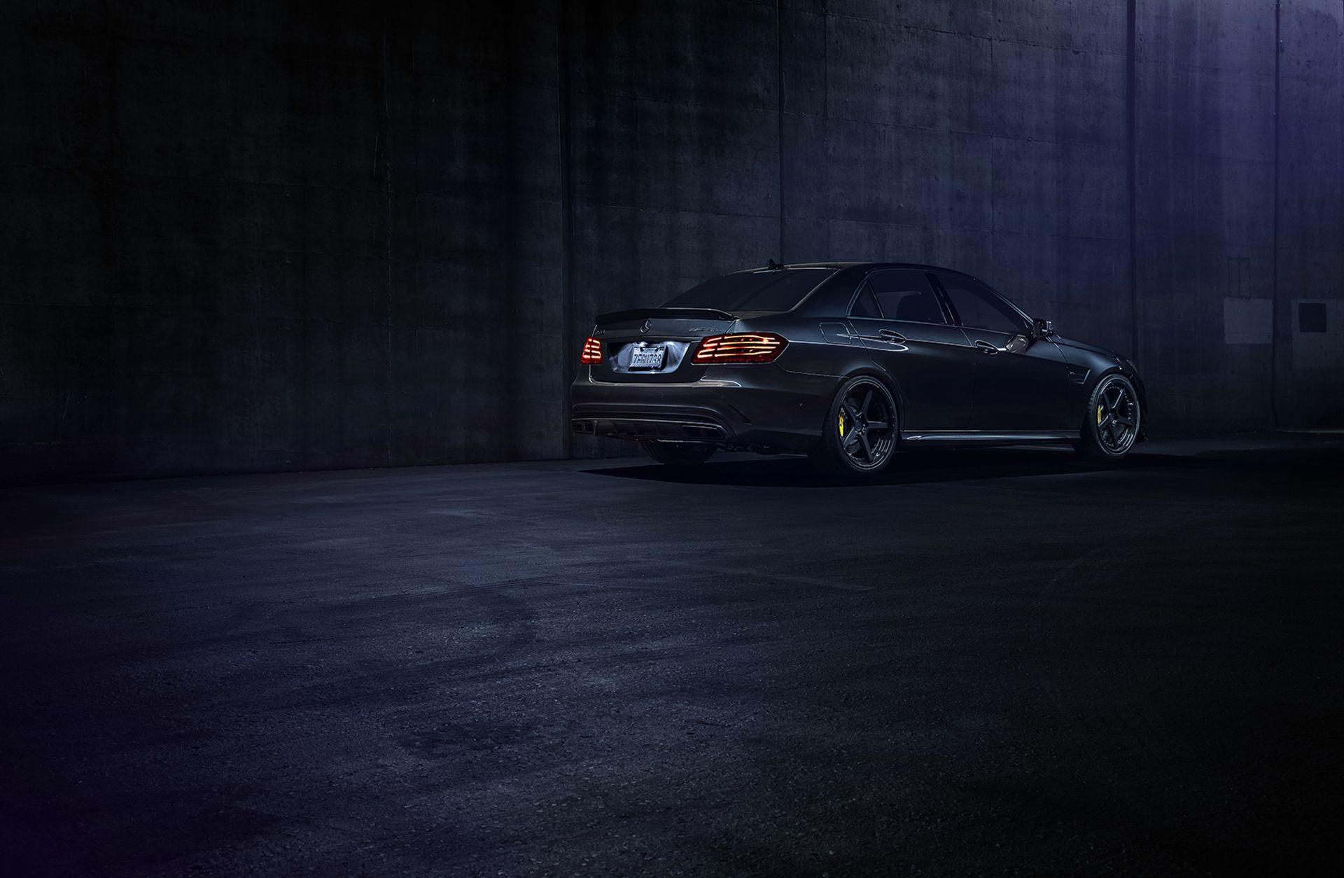 1920x1254 Photos Mercedes Benz E63 AMG S Auto Night 1920x1254