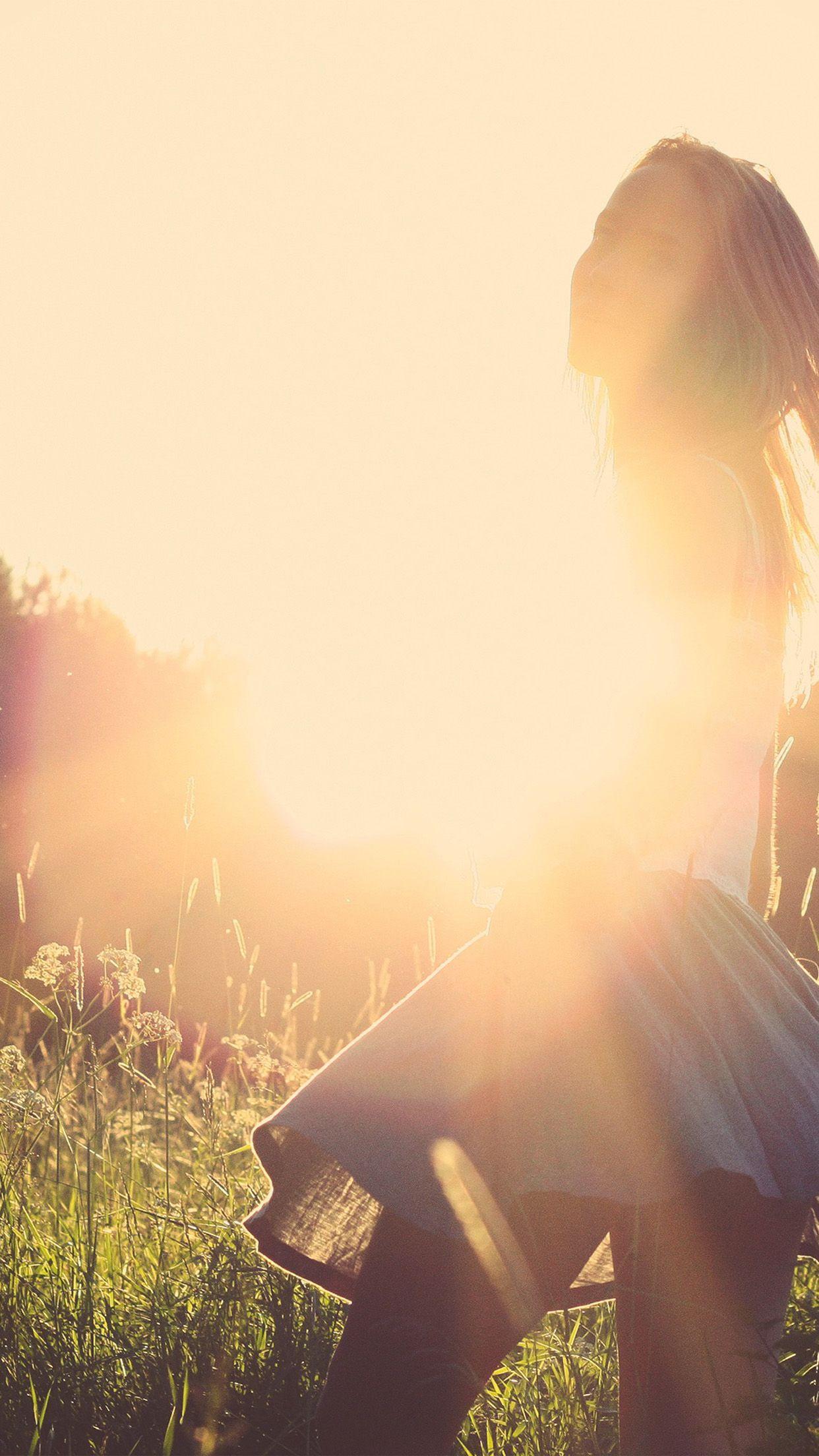 1242x2208 She Beautiful Sunlight Nature Love