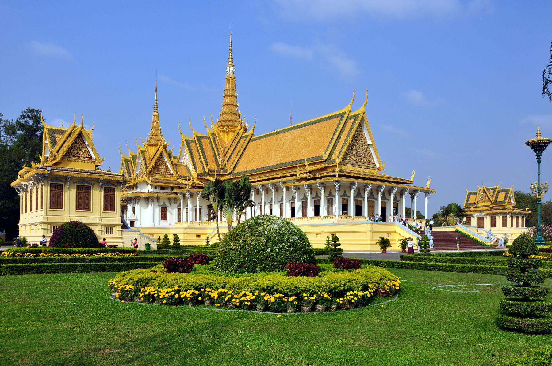 1800x1196 Most viewed Royal Palace, Phnom Penh wallpaperK Wallpaper