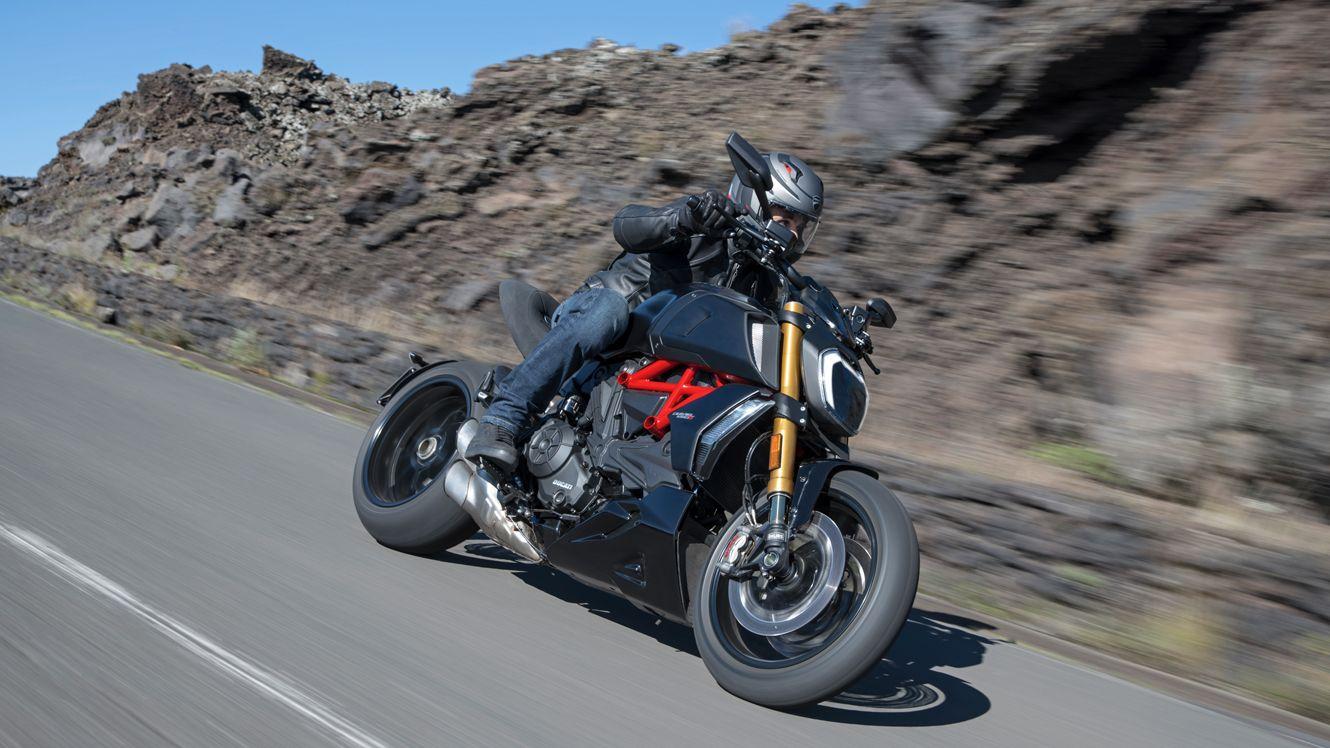 1330x748 New Ducati Diavel 1260. The Maxi Naked Powerful And Muscular