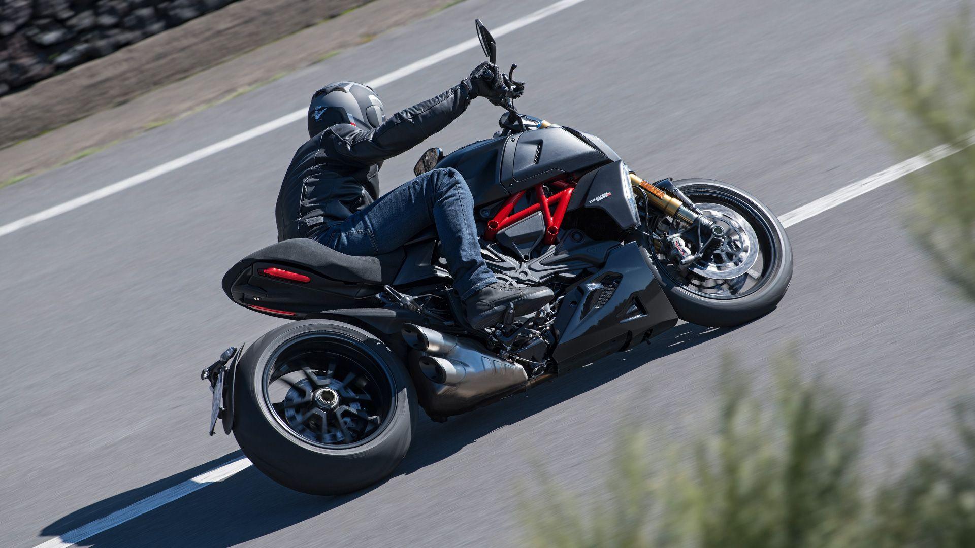 1920x1080 New Ducati Diavel 1260. The Maxi Naked Powerful And Muscular
