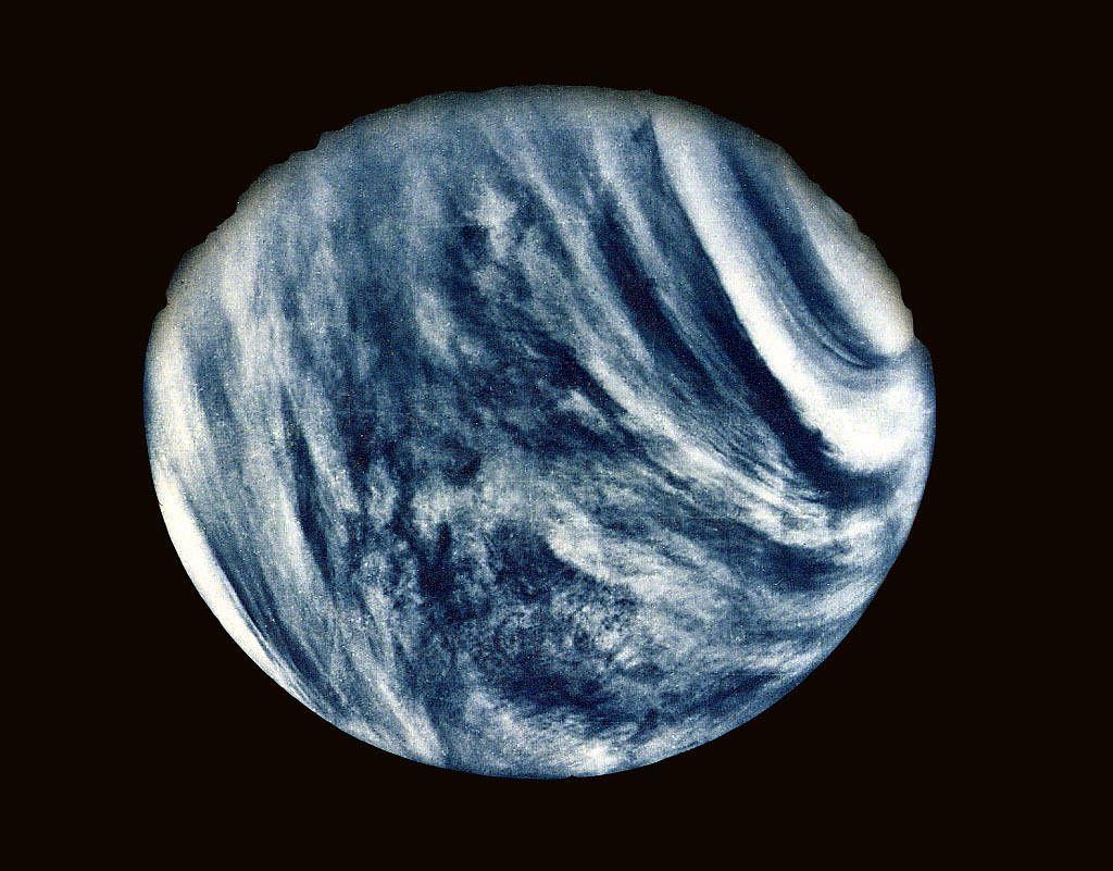 1024x801 Mariner 10's First Close Up Photo Of Venus. Venus Image, Our Solar System, Venus