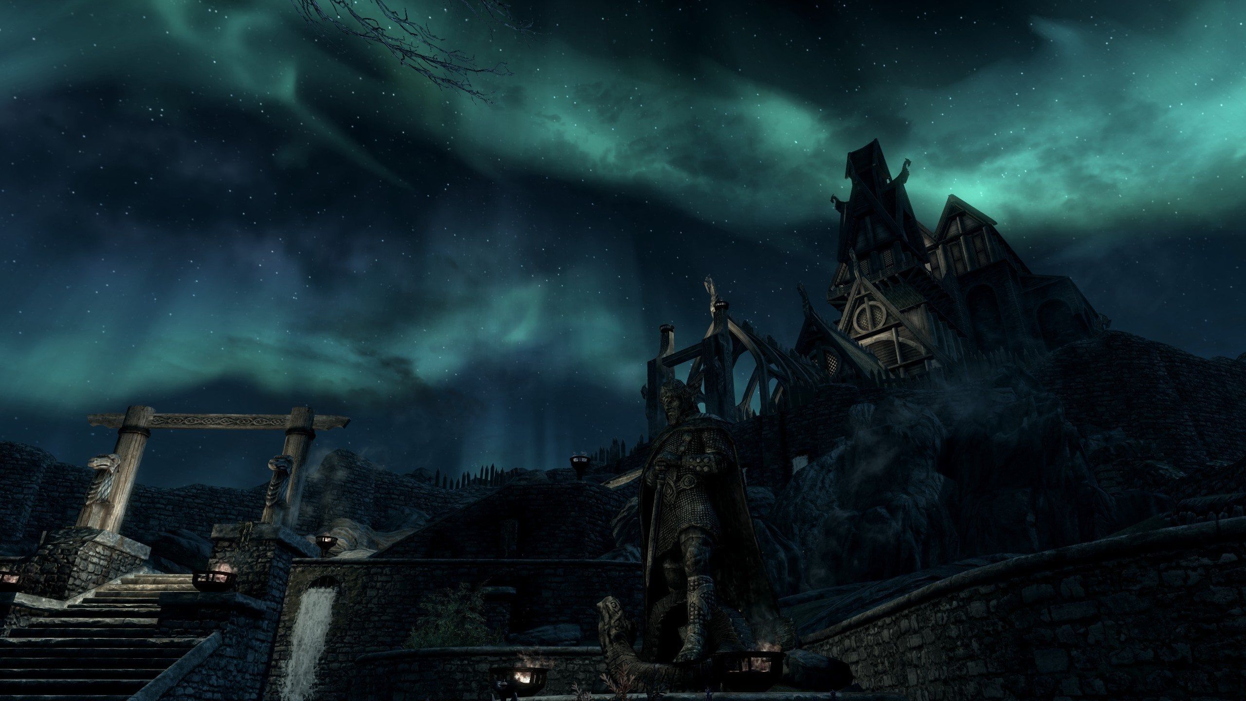 2560x1440 Aurora over Whiterun wallpaper