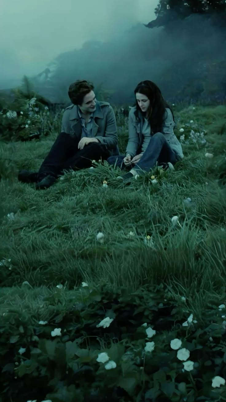 736x1308 bella and edward twilight background