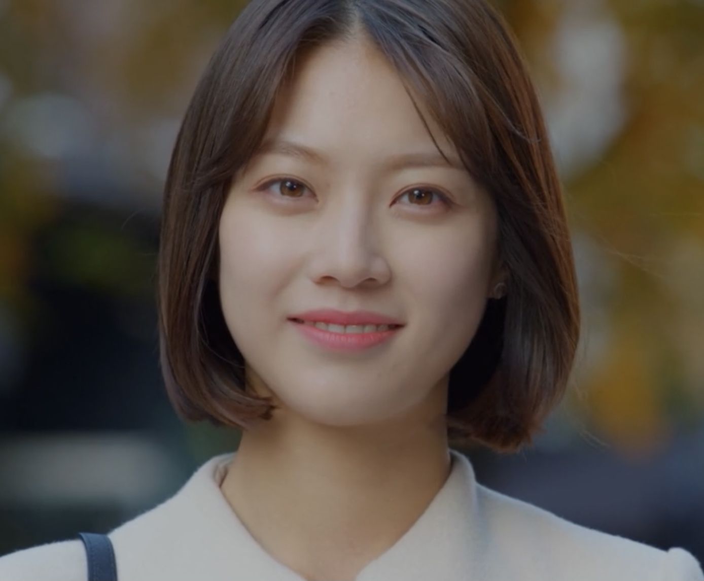 1388x1145 Gong Seung Yeon