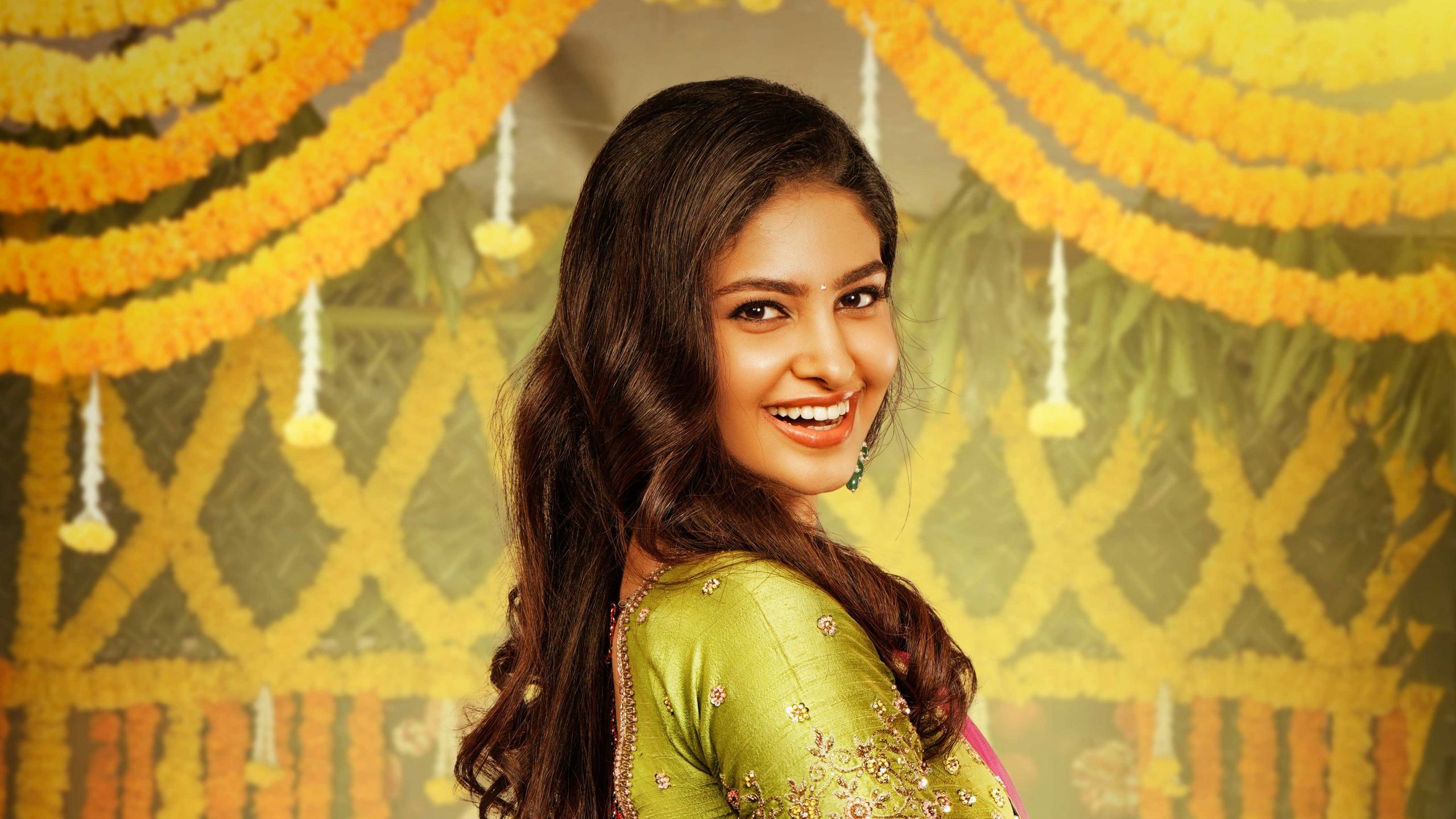 2560x1440 Manasa Varanasi Wallpaper 4K, Devaki Nandana Vasudeva