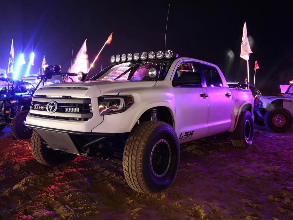 1024x768 What is a Prerunner Truck and How to Build it Right?
