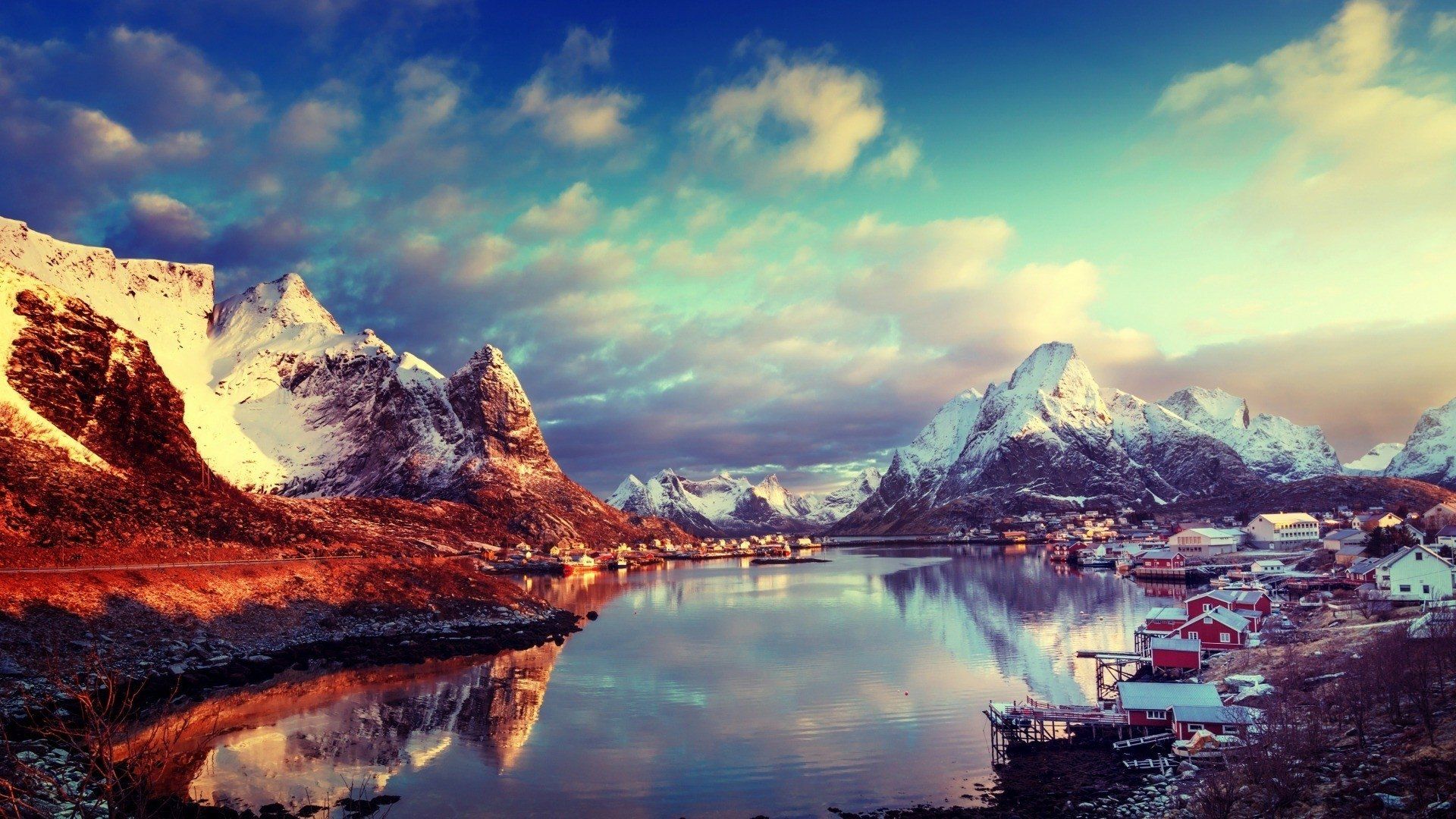 1920x1080 Reine, Norway: Stunning Snowy Mountains Reflected on Lofoten Lake
