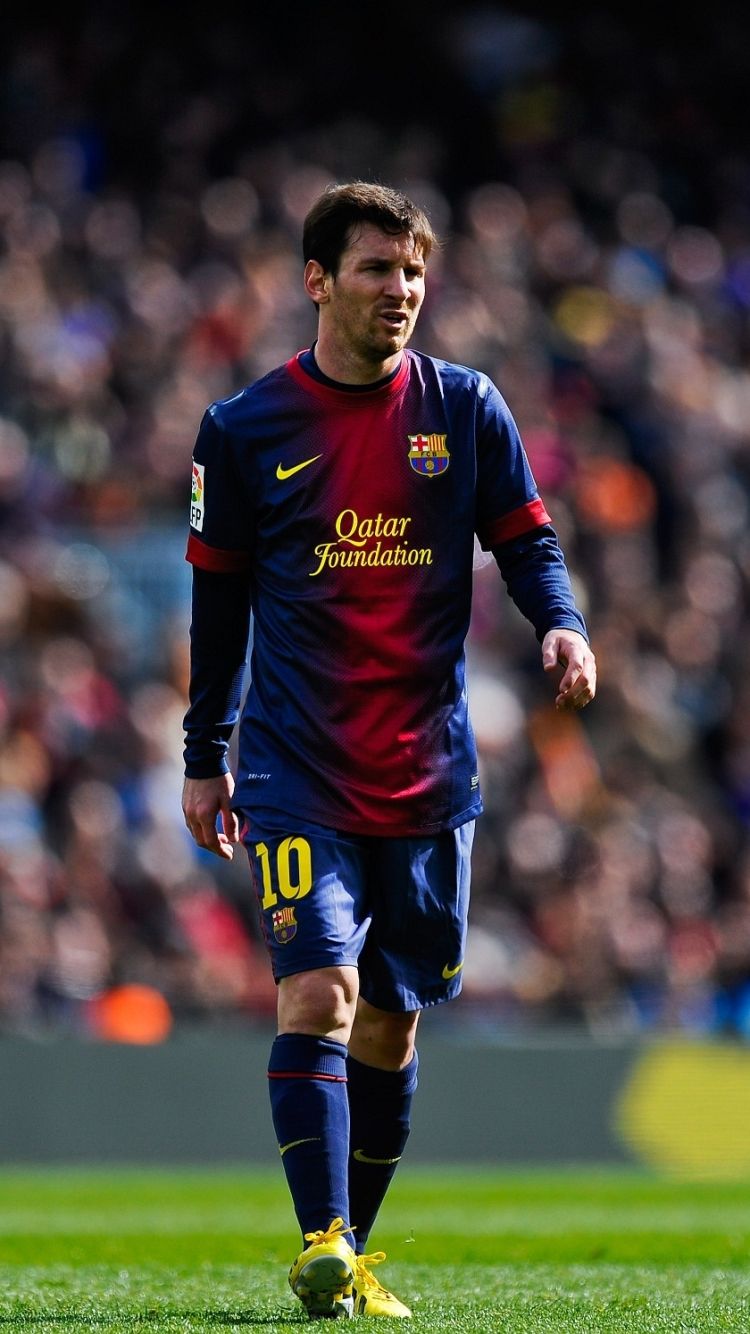 750x1334 Phone wallpaper: Lionel Messi, Sports, Depth Of Field, Soccer, Argentinian 1125478