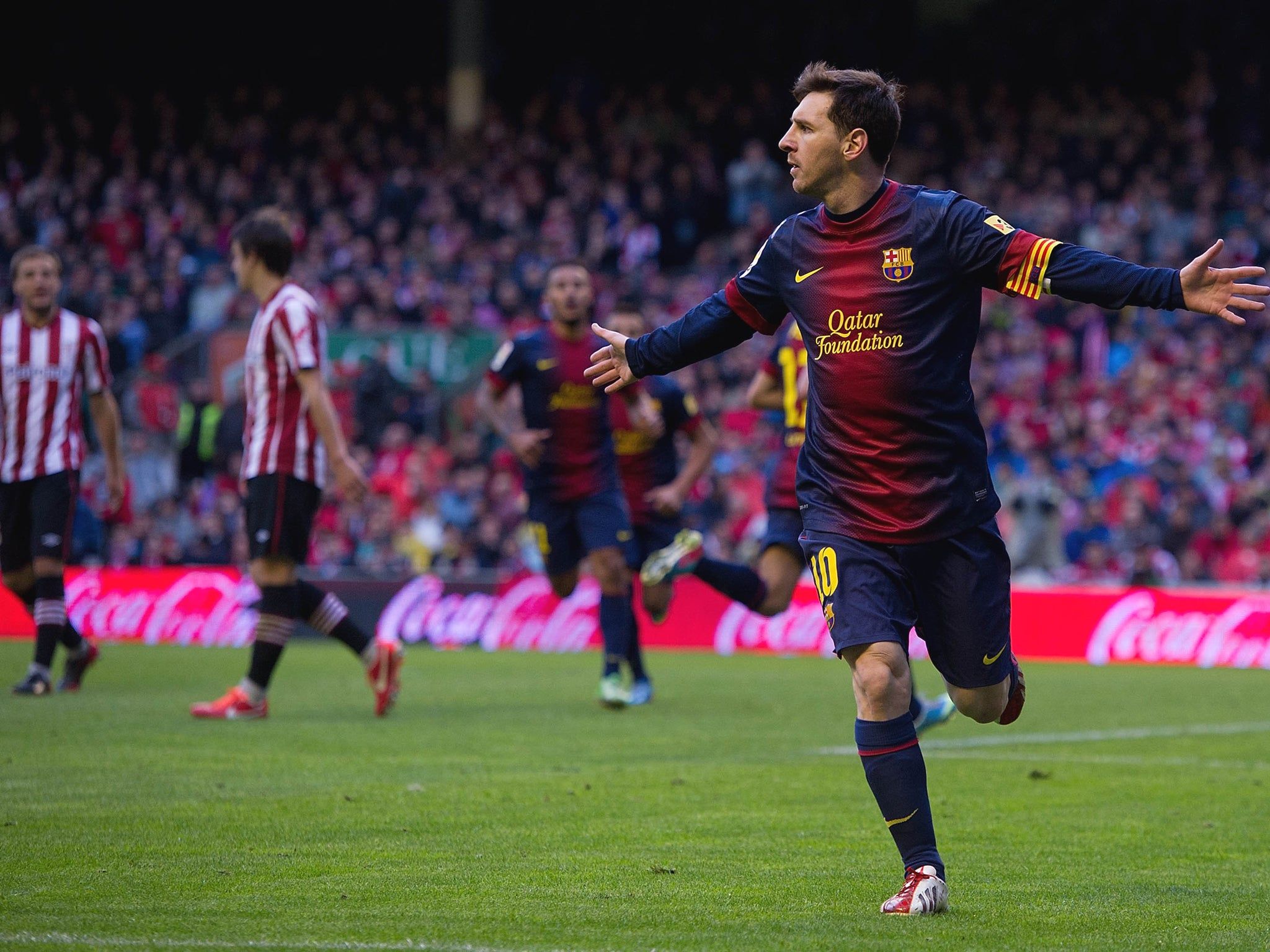 2048x1536 Champions League: Barcelona bank on 'fit' Lionel Messi to achieve almost impossible comeback against Bayern Munich