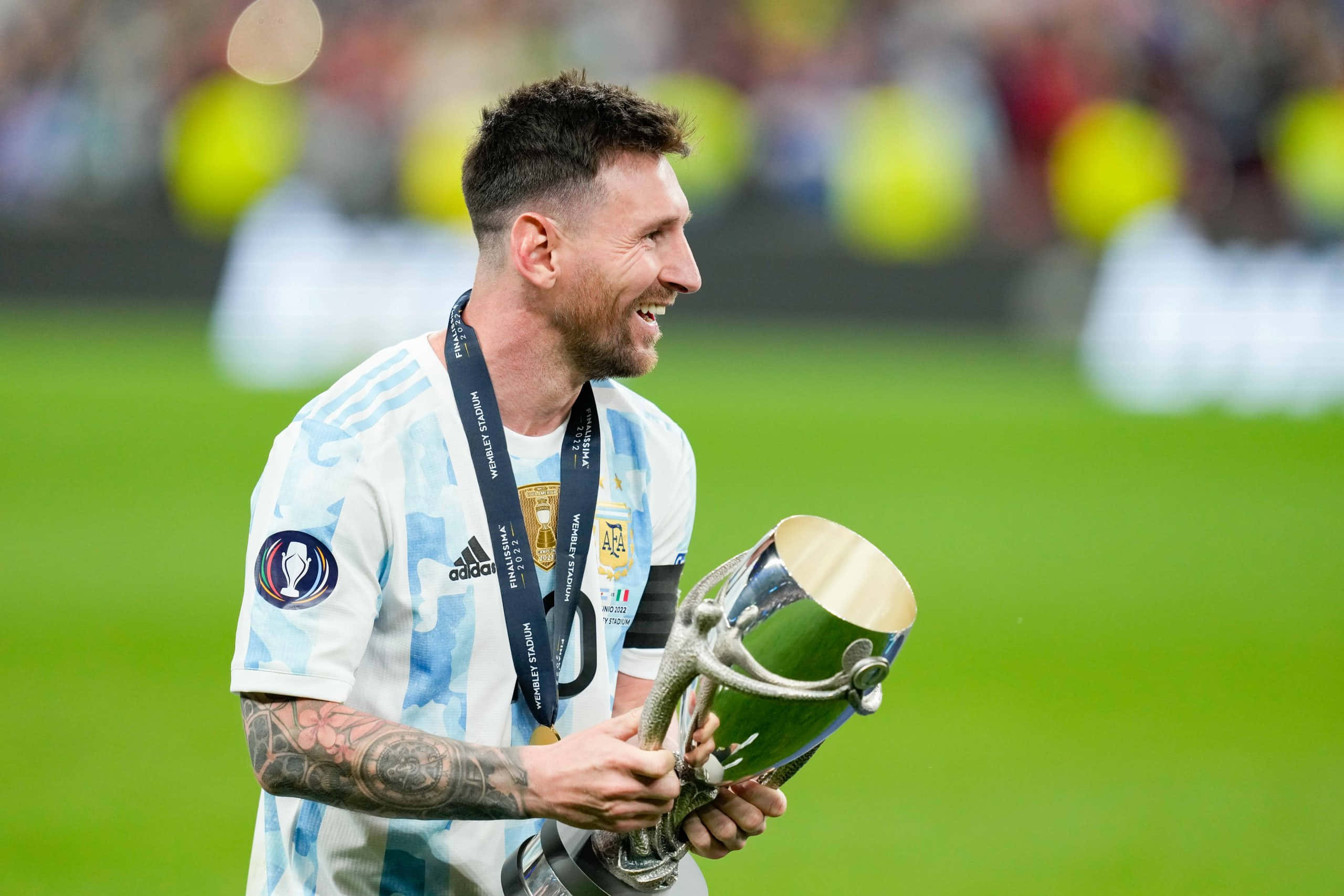 2560x1707 Lionel Messi World Cup Wallpaper