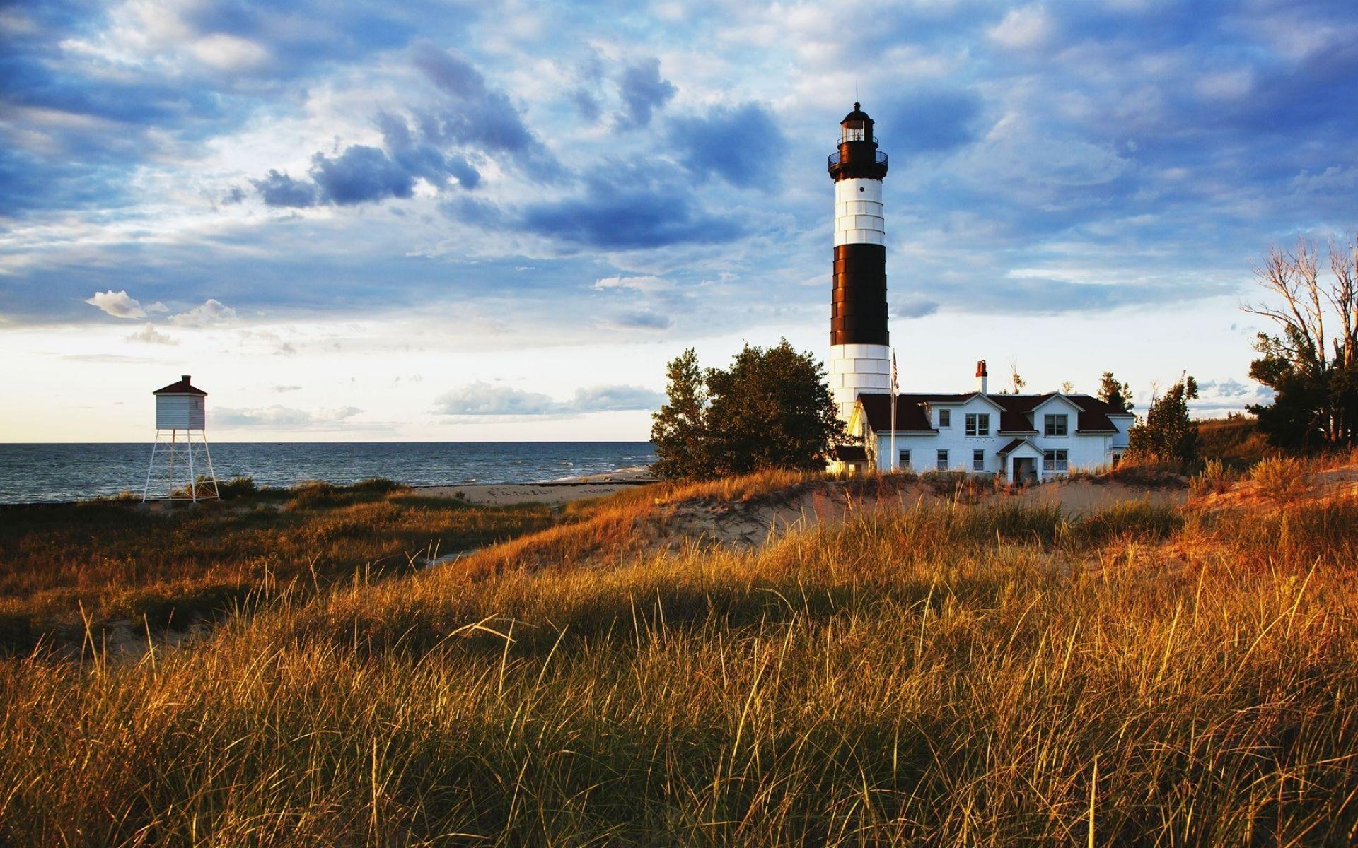 1920x1200 Wonderful Lighthouse On Lake Michigan wallpaper HD free. Lighthouse picture, Lake michigan lighthouses, Lighthouse