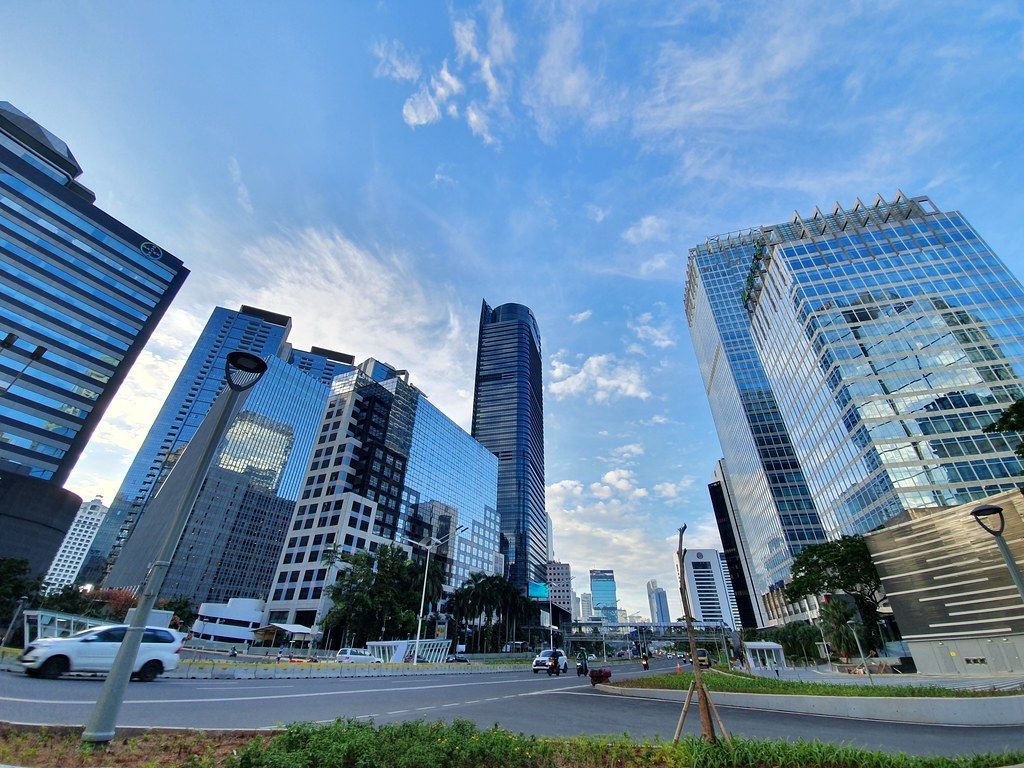 1024x768 Trotoar Sudirman