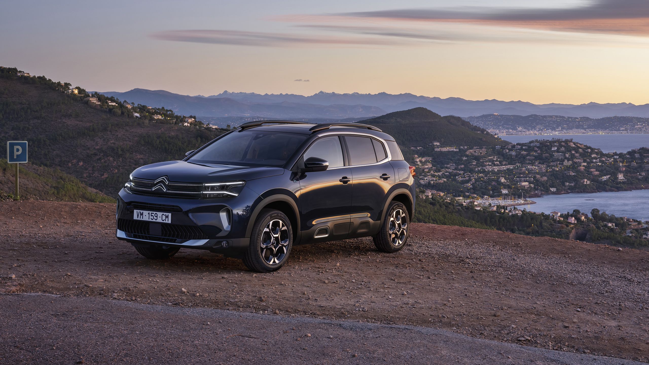 2560x1440 Citroen C5 Aircross SUV Hybrid 2022 Wallpaper Car Wallpaper