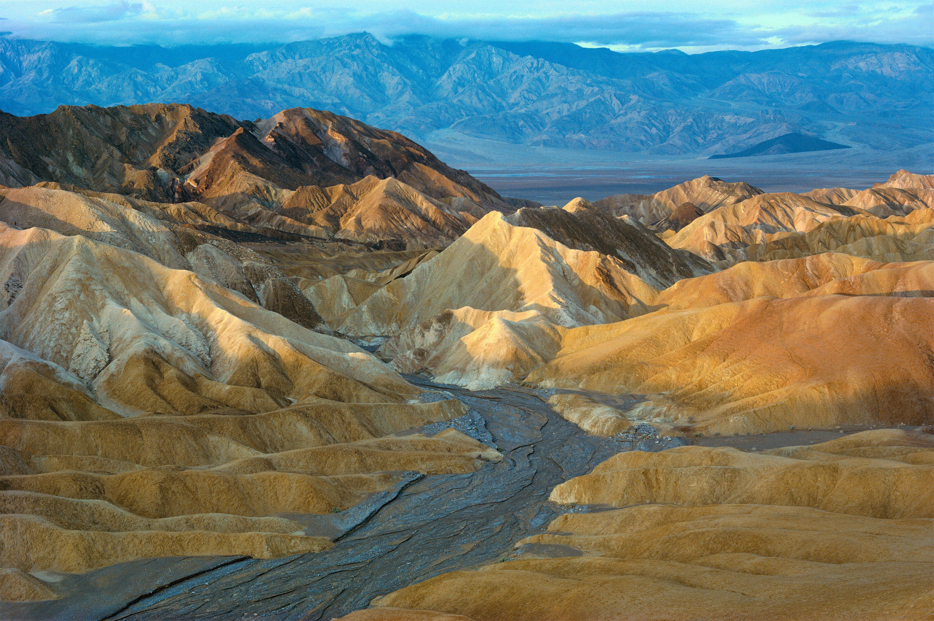 3200x2128 Zabriskie Point After Rain, Death Valley National Park Wall Mural