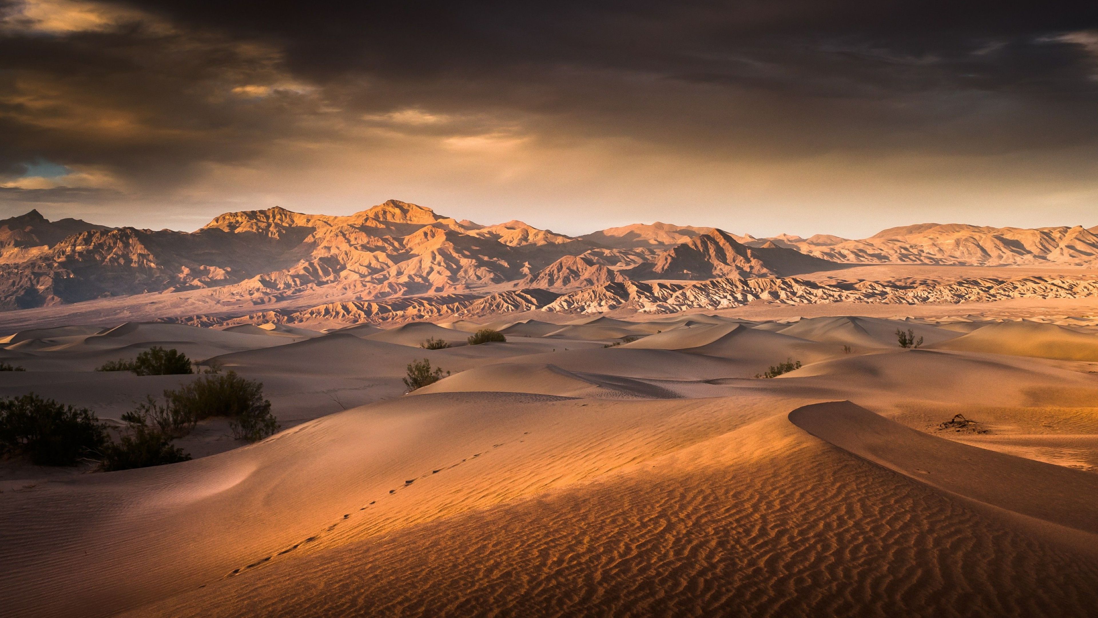 3840x2160 Death Valley National Park Wallpaper