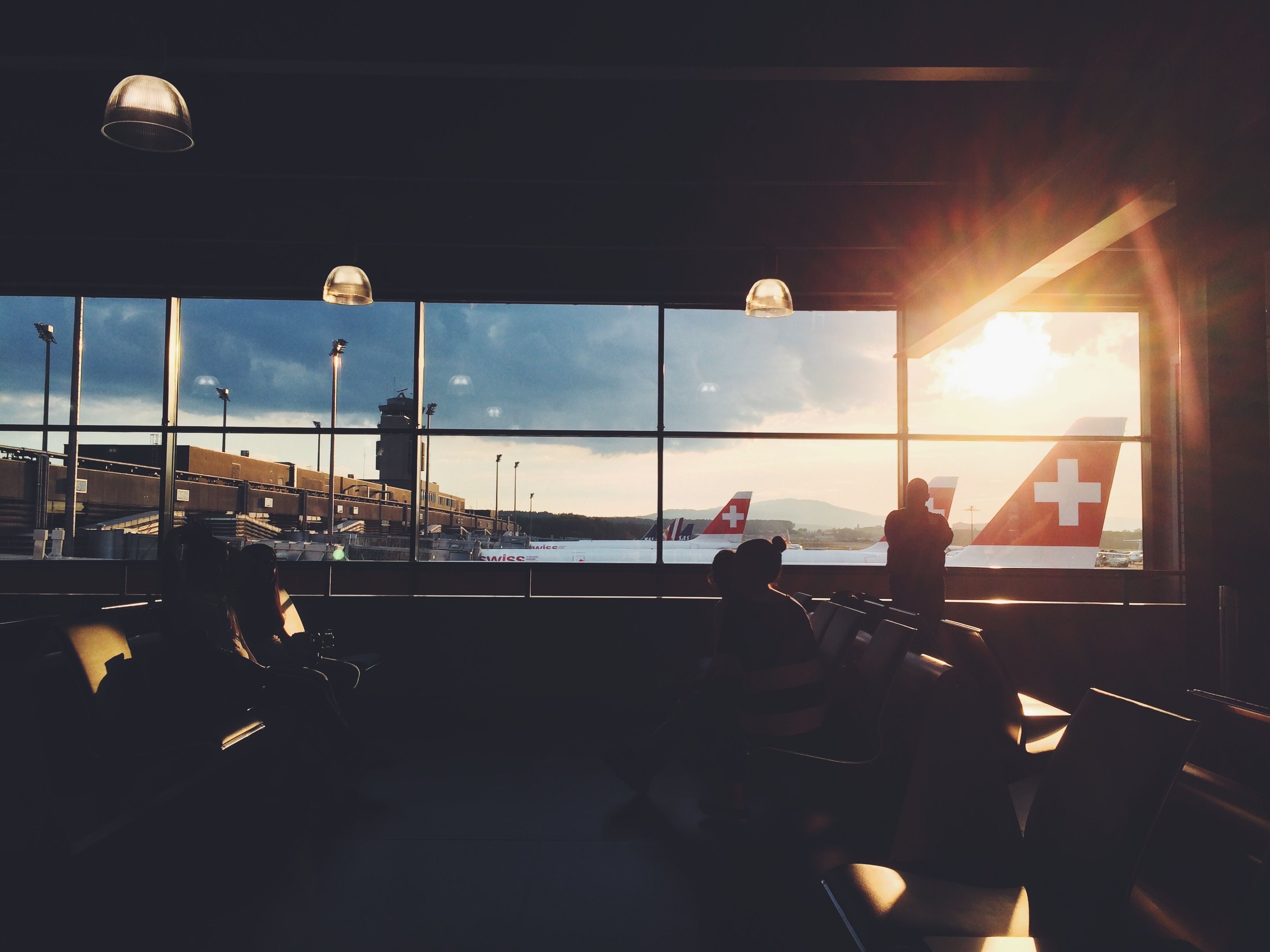 3264x2448 Zurich Airport image Domain photo