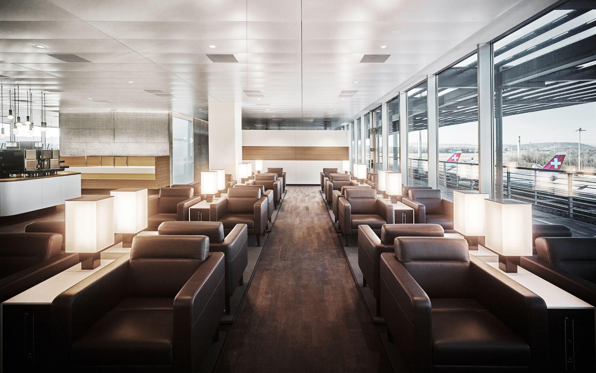 1920x1200 Swiss Panoramic Business Lounge at Zurich Airport