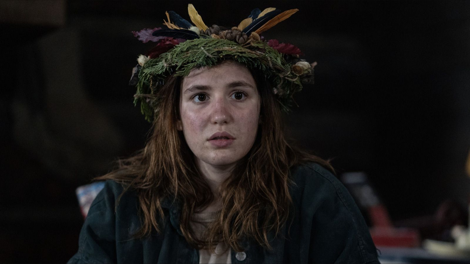 1600x900 Yellowjackets' Melanie Lynskey Gushes Over Co Star Sophie Nelisse In S2 Episode 6