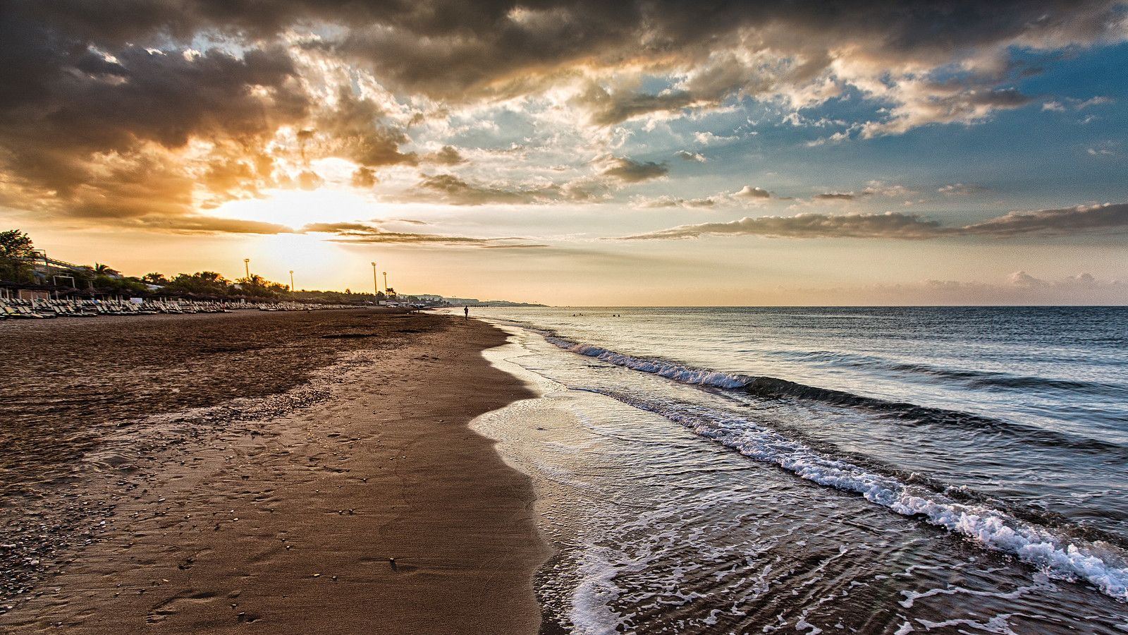 1600x900 Belek beach