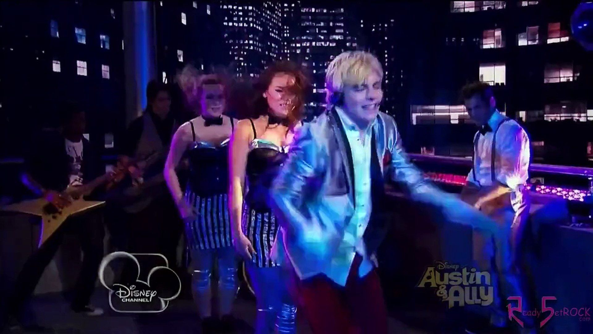 1920x1080 Austin Moon (Ross Lynch) You Feel It [HD]