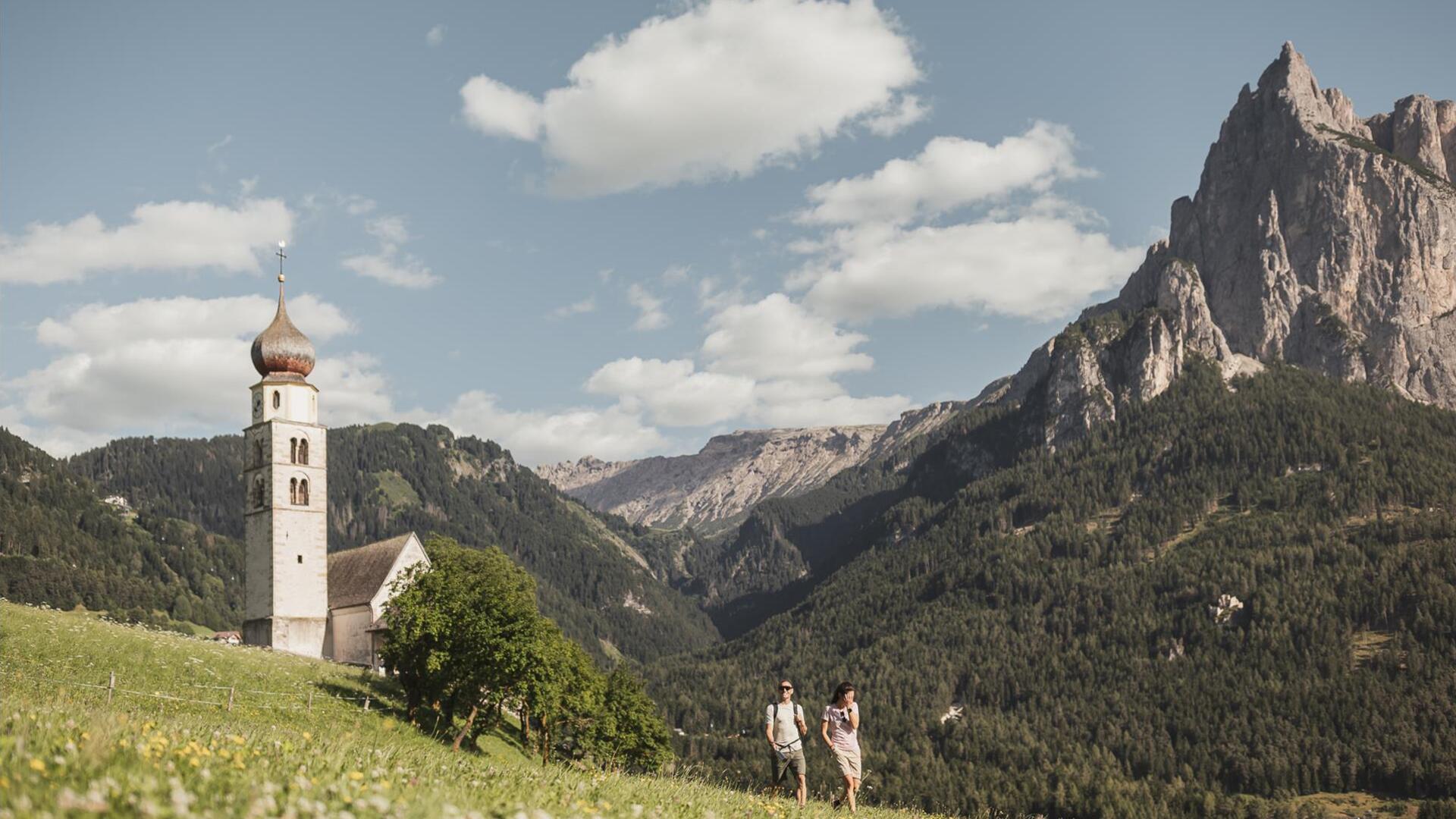 1920x1080 Your holiday in Seis am Schlern can begin