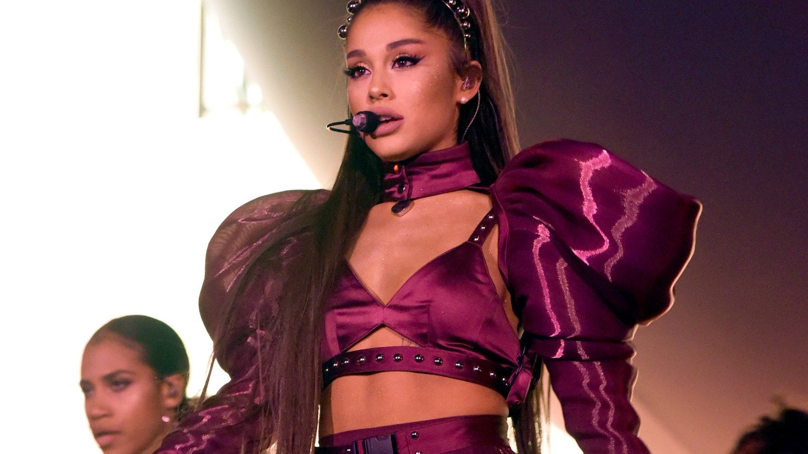 1600x900 Ariana Grande Announces Live 'Sweetener'/'Thank U, Next' Tour Album