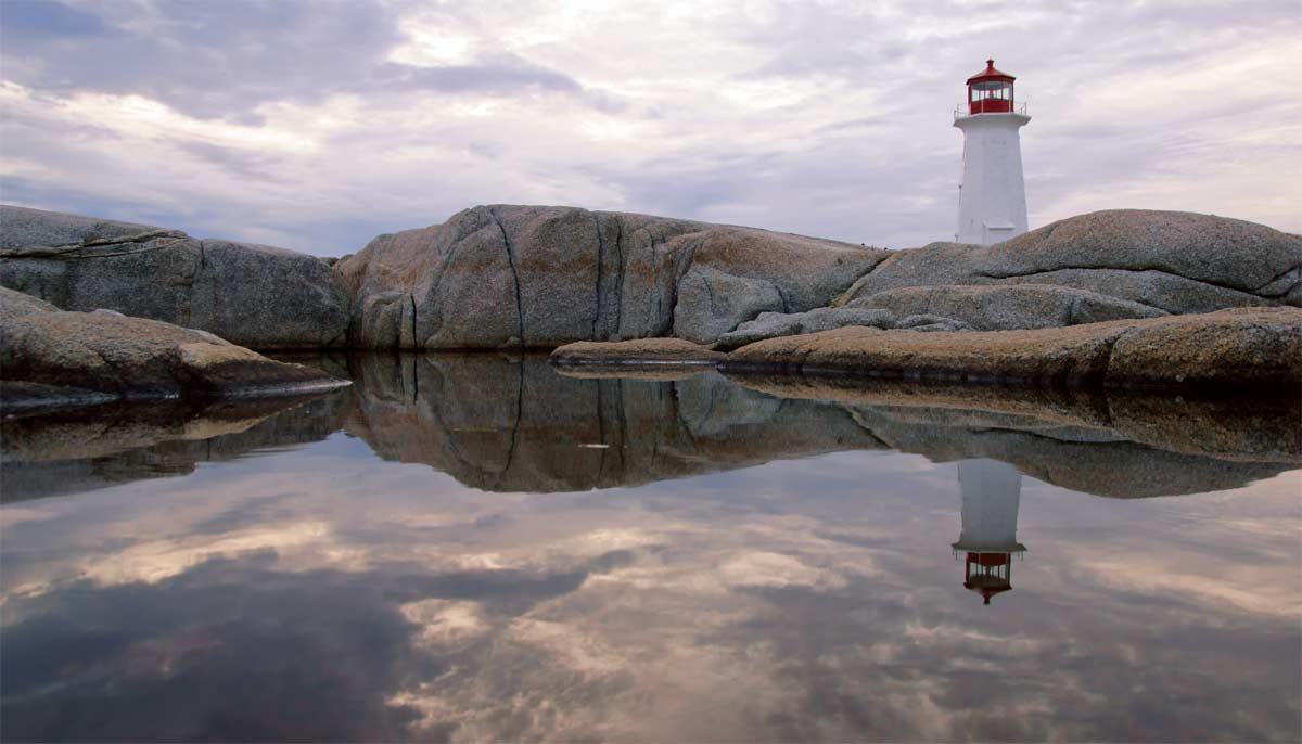 1200x686 Peggy's Cove, Nova Scotia, on the Lighthouse Route