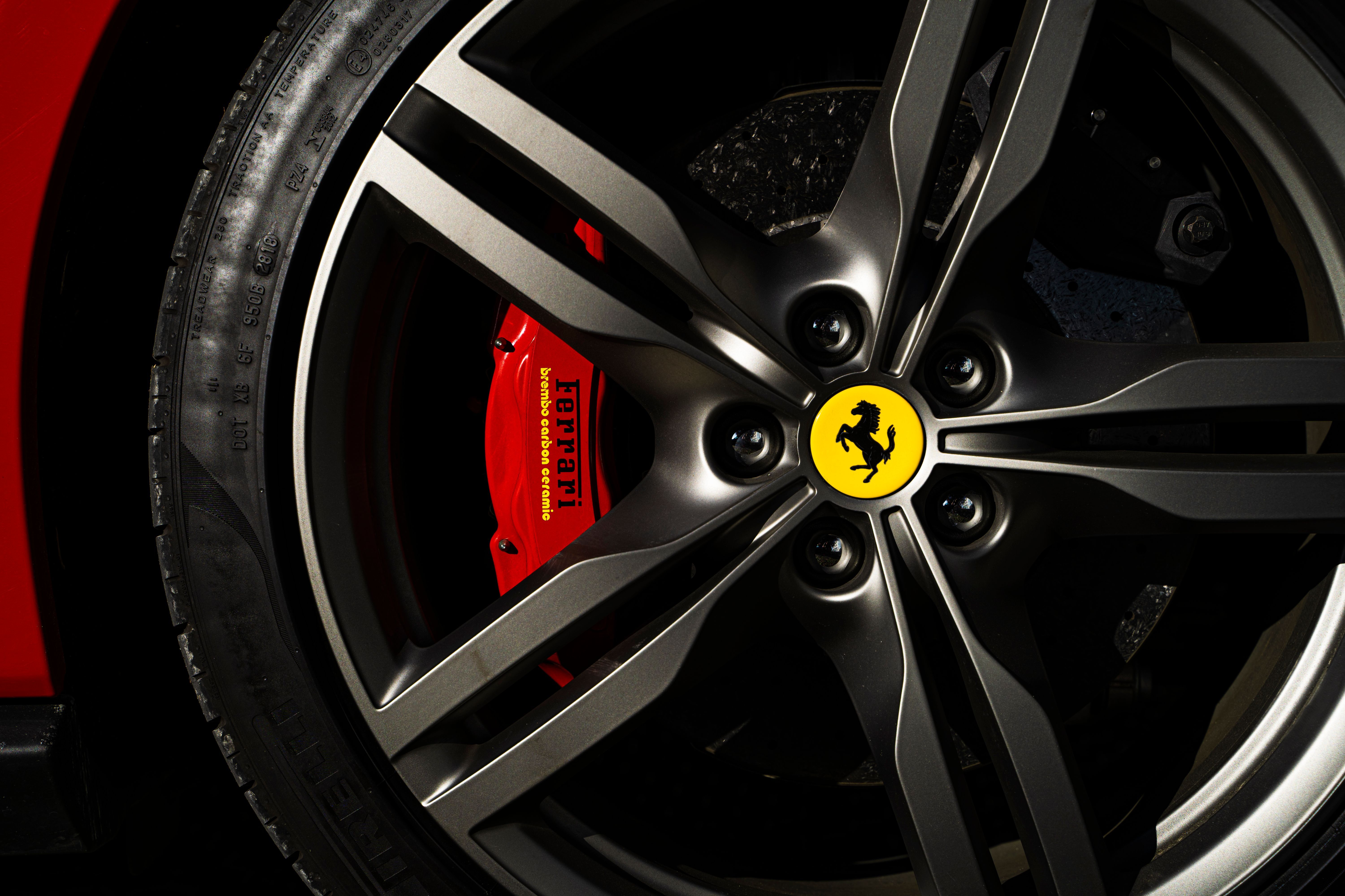 6000x4000 Close Up Photo Of Ferrari Rim · Free