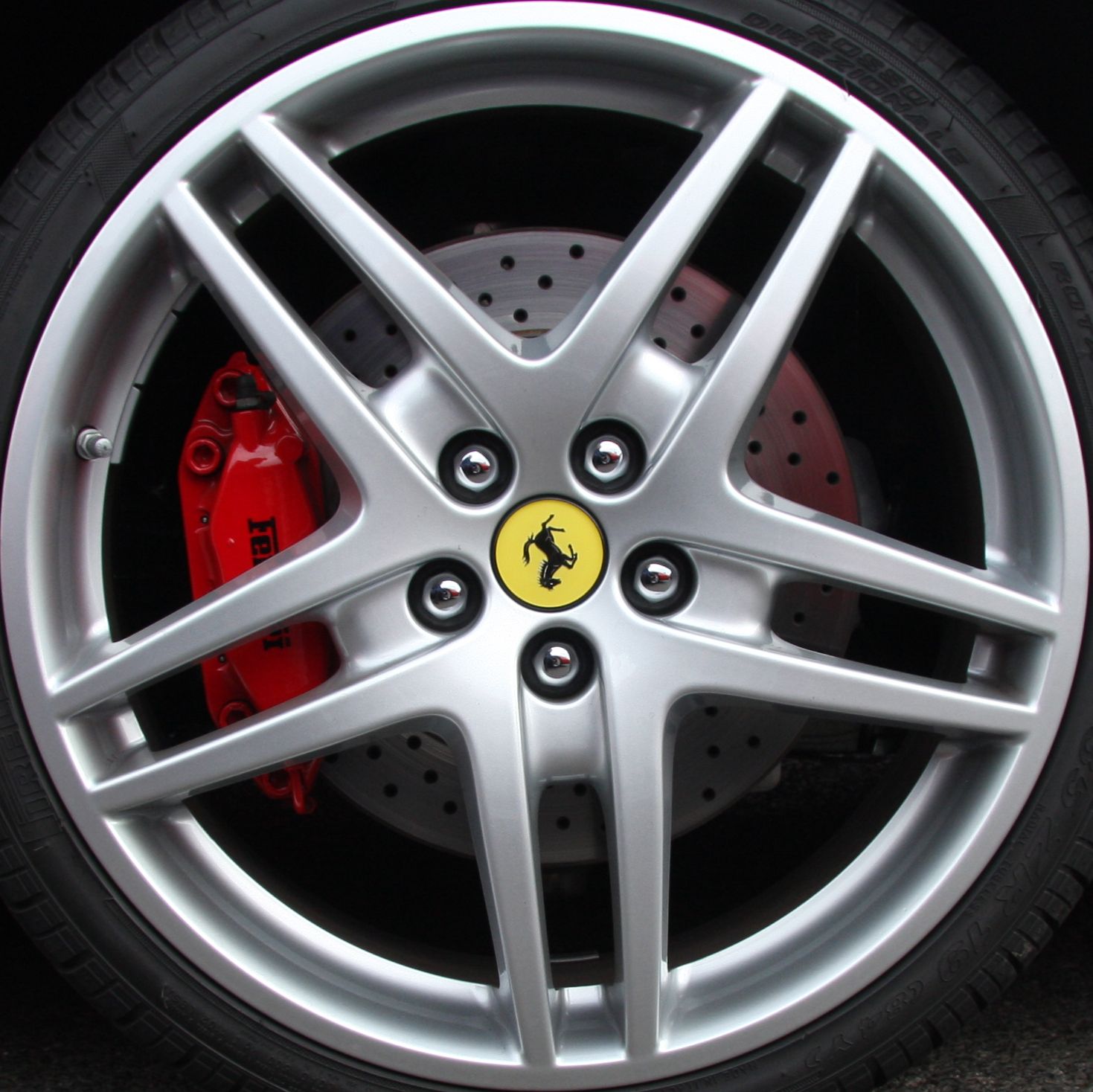 1469x1468 Ferrari F430 wheel