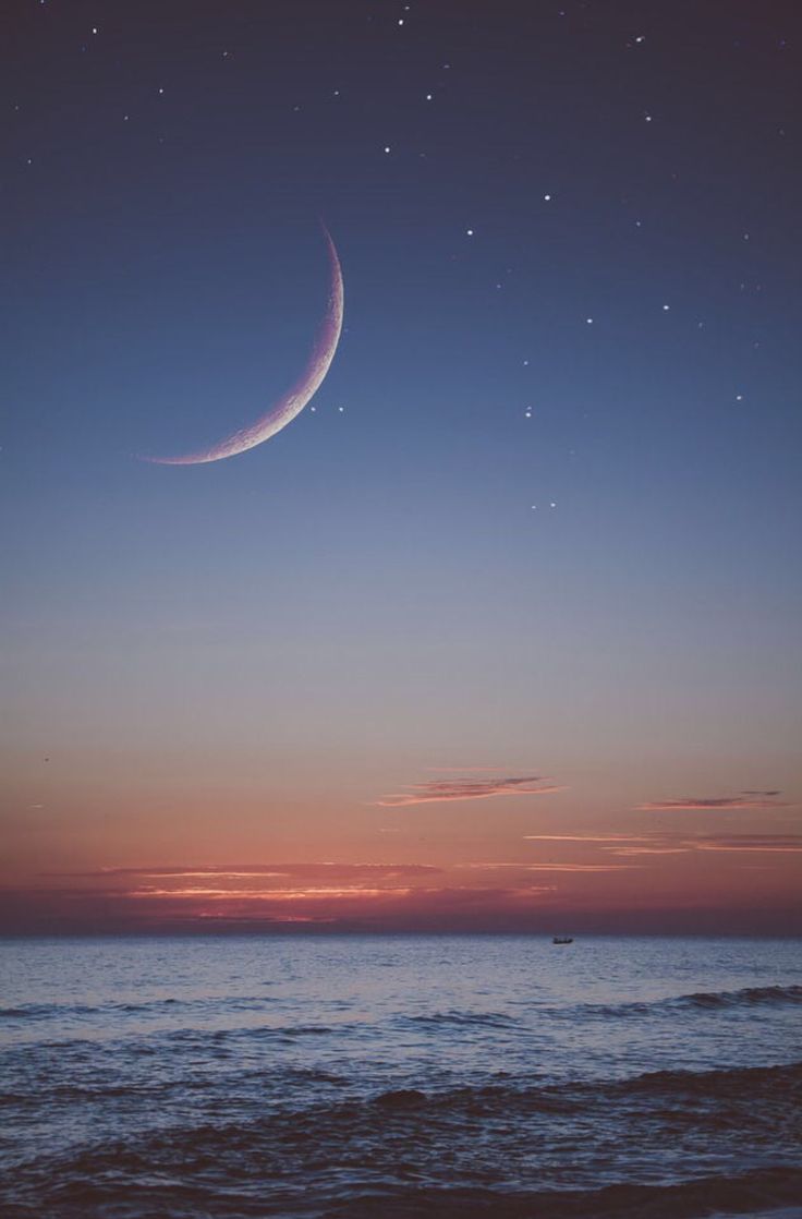 736x1118 Starry Night Sky Wallpaper: Moon Setting Over Ocean. Wallpaper iphone summer, Moon photography, Beautiful moon