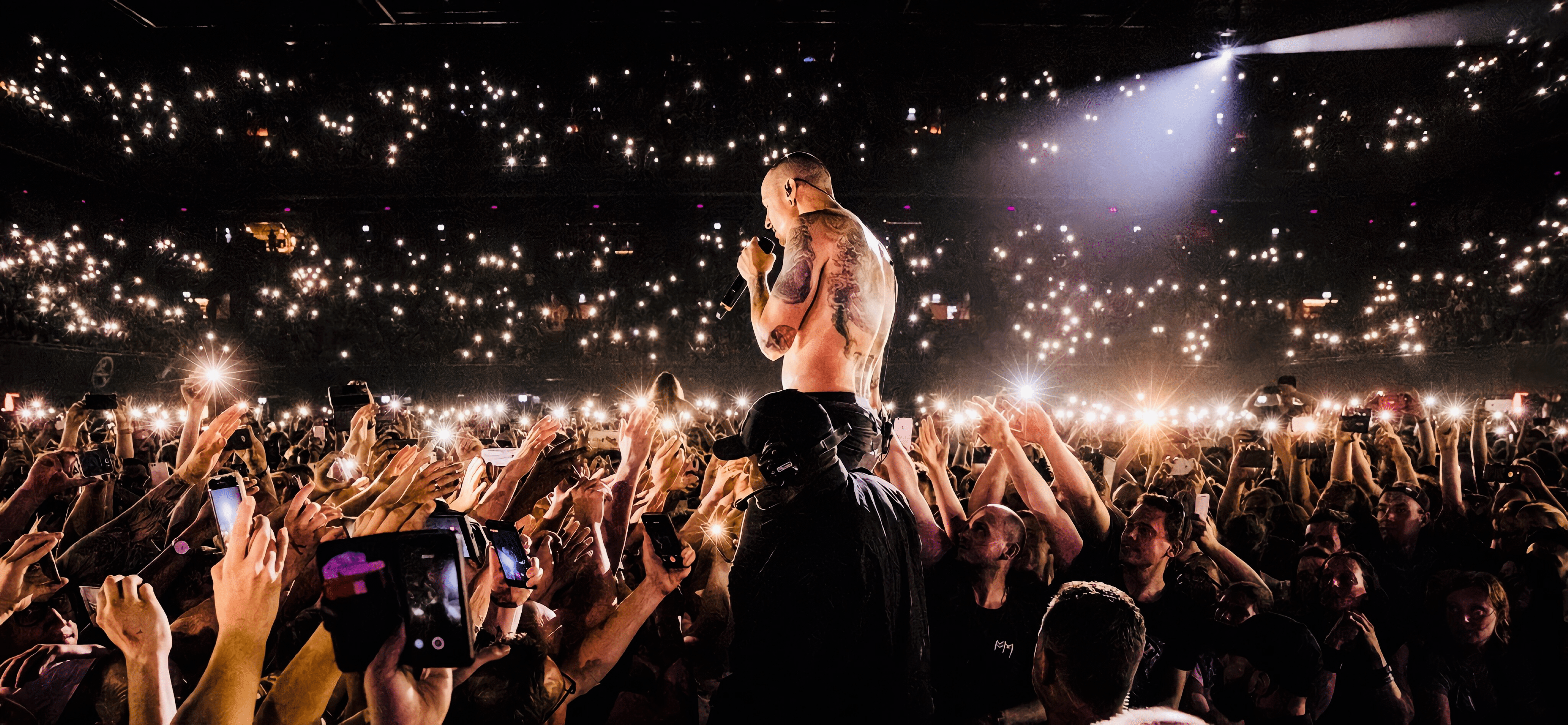 4671x2160 Chester Bennington Live: Linkin Park 4K Ultra HD Concert Vibesx2160