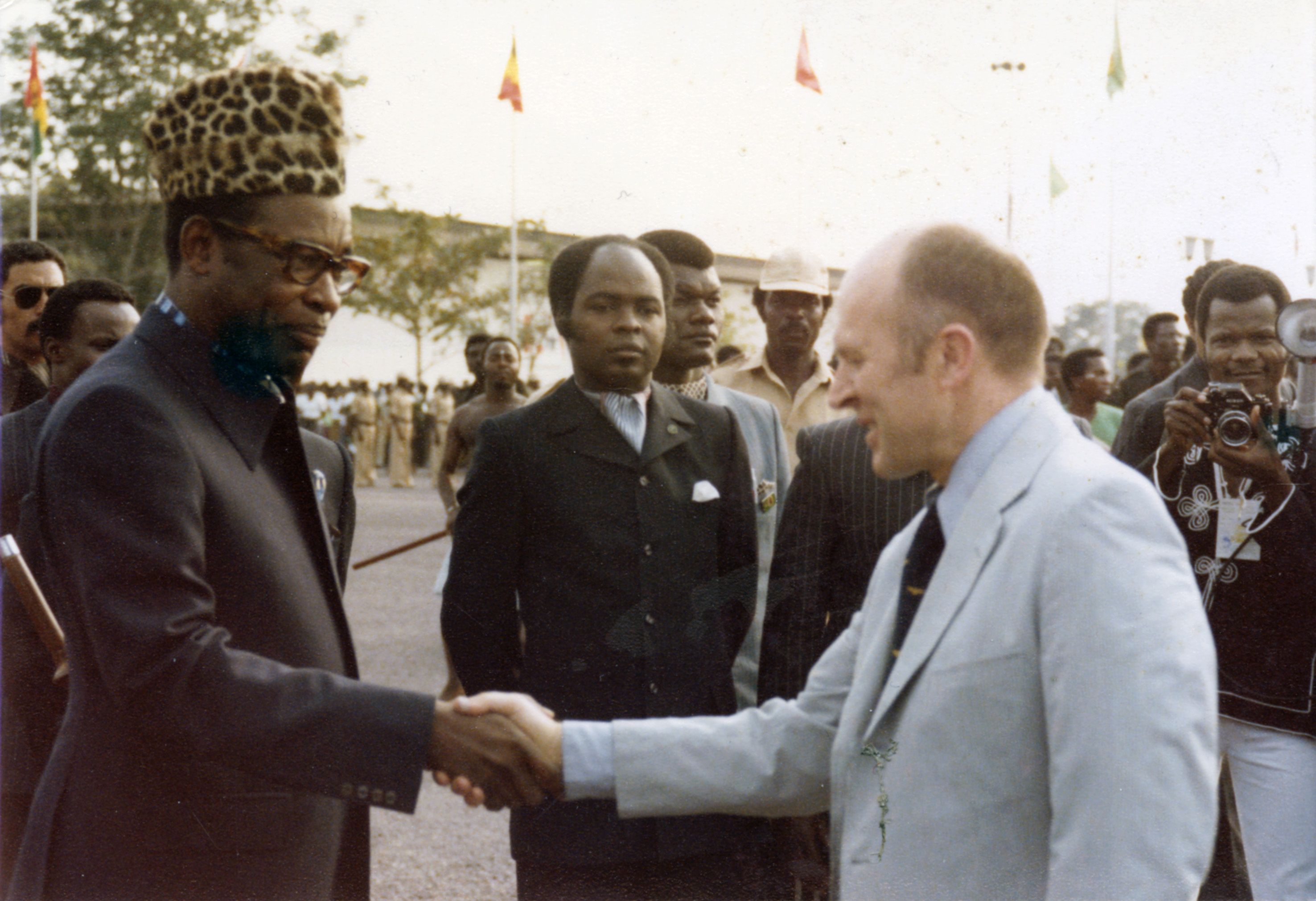 2952x2021 Mobutu Sese Seko Wallpaper